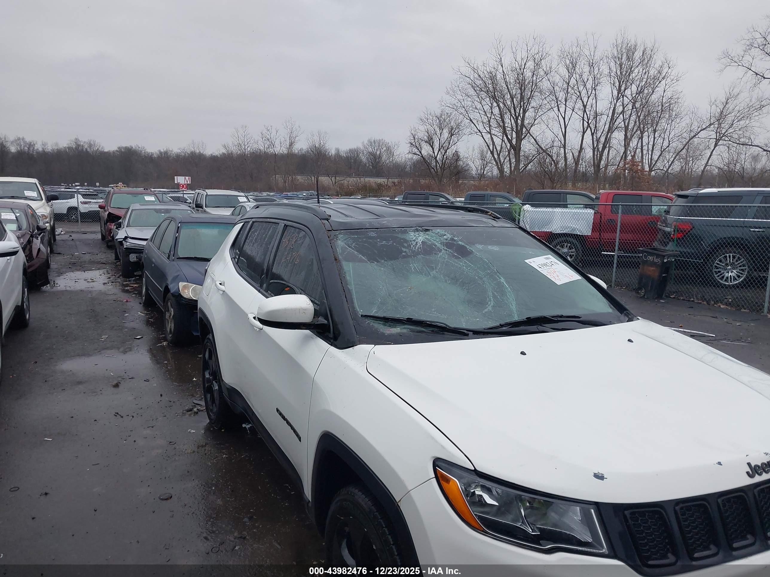 JEEP COMPASS image 6