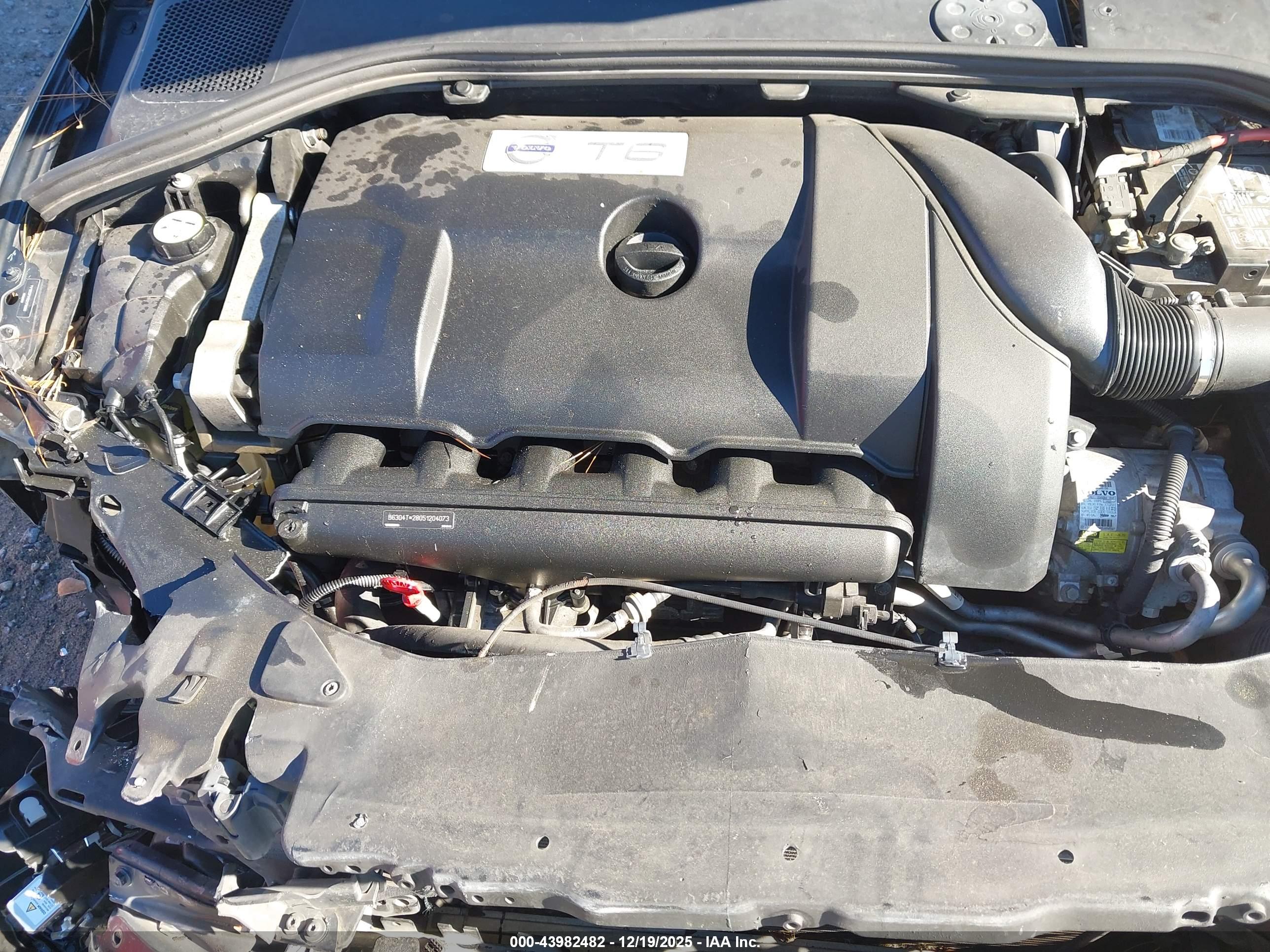 VOLVO S60 image 10