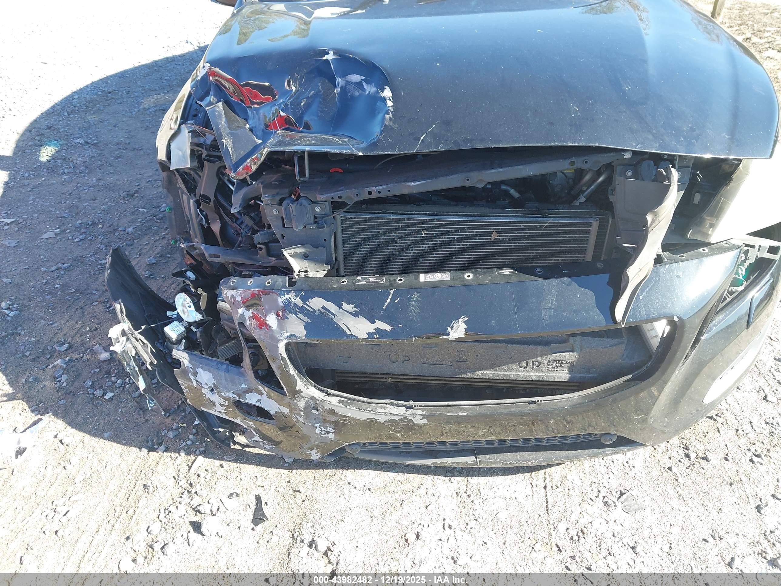 VOLVO S60 image 6