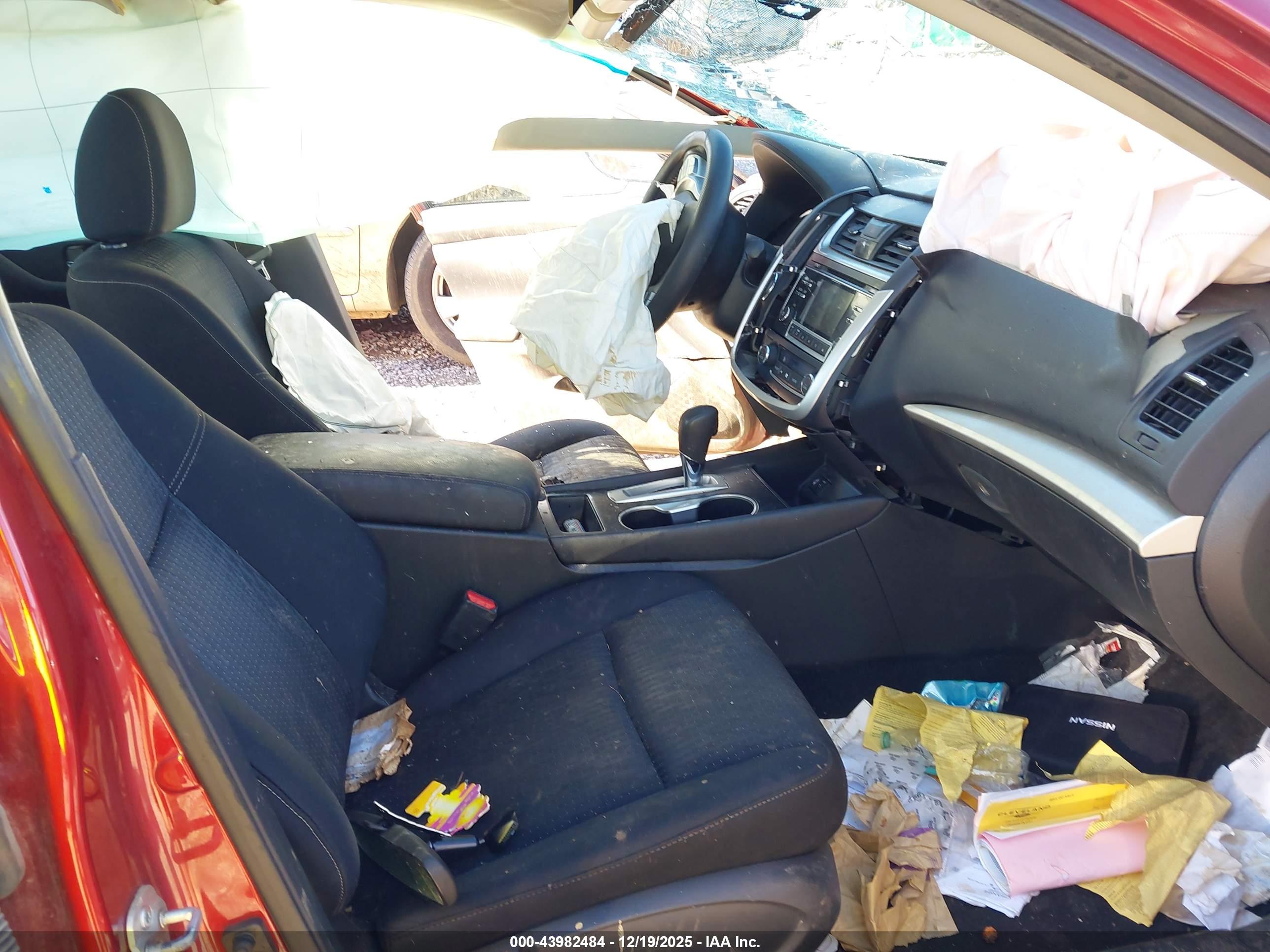 NISSAN ALTIMA image 5