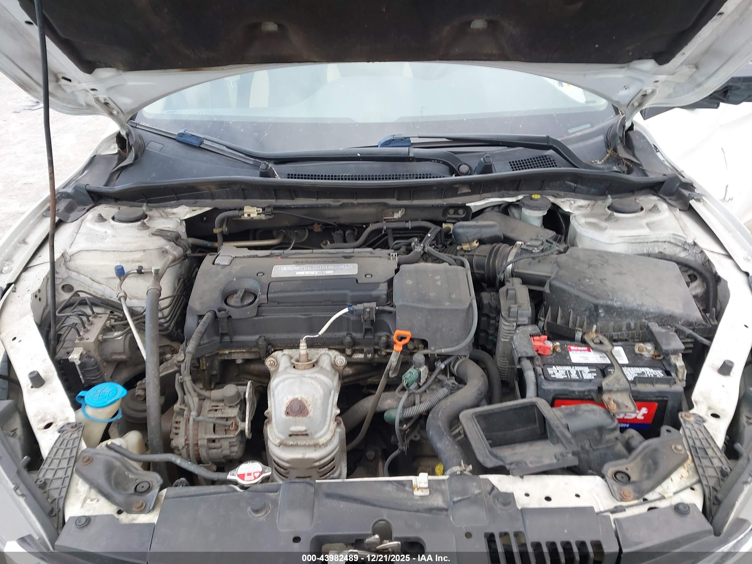 HONDA ACCORD image 10