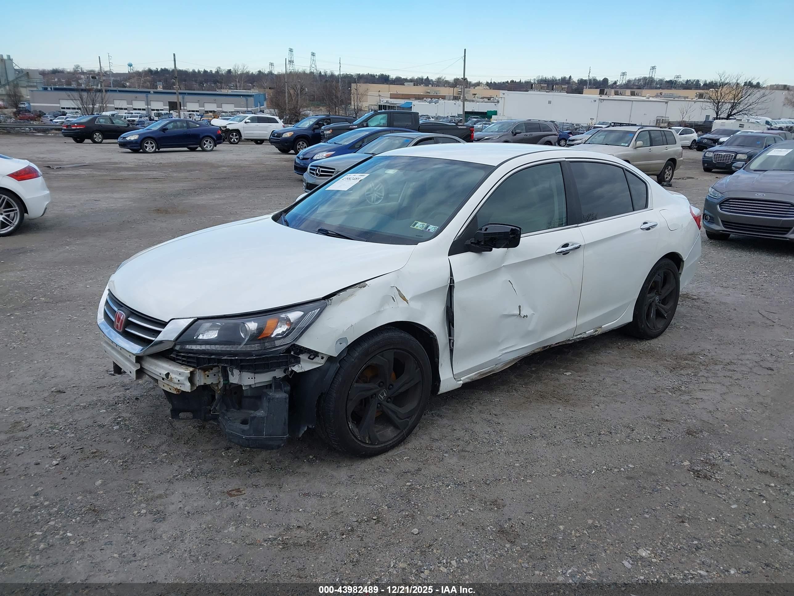 HONDA ACCORD image 2