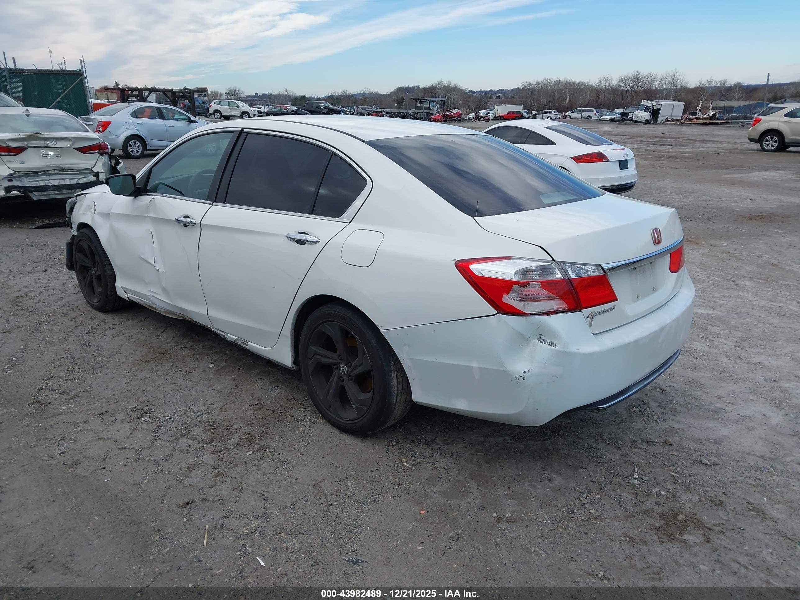 HONDA ACCORD image 3