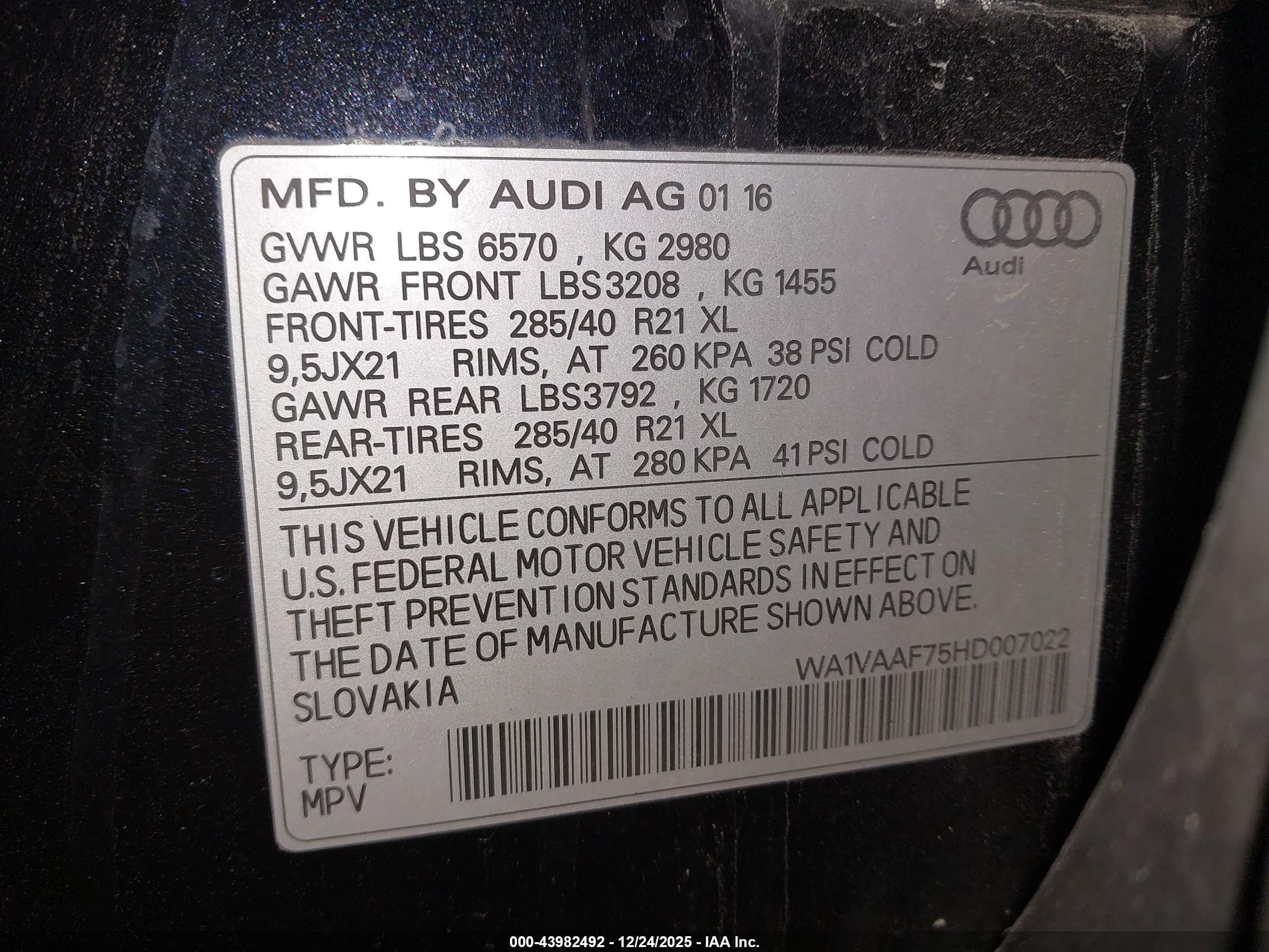 AUDI Q7 image 9