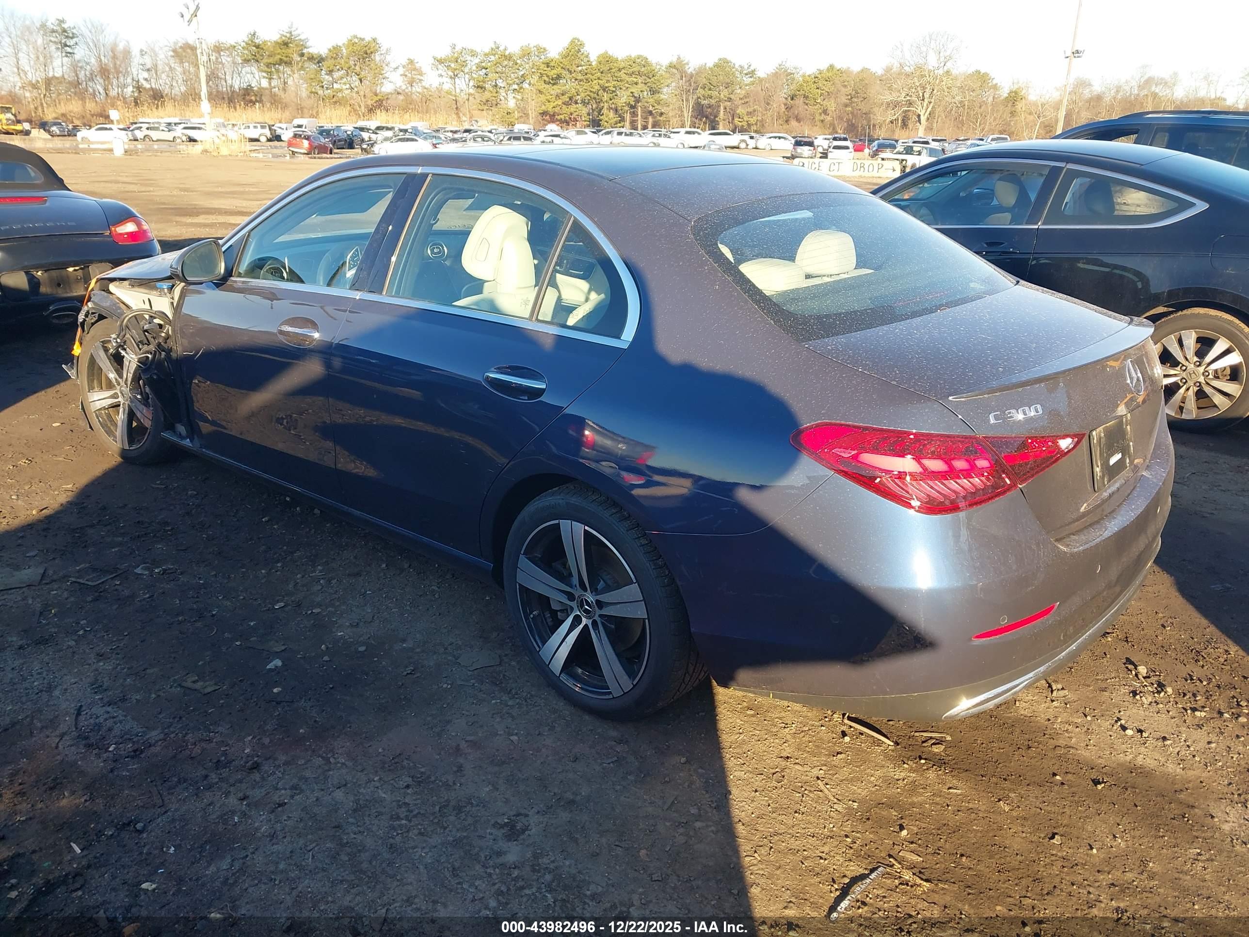 MERCEDES-BENZ C image 3