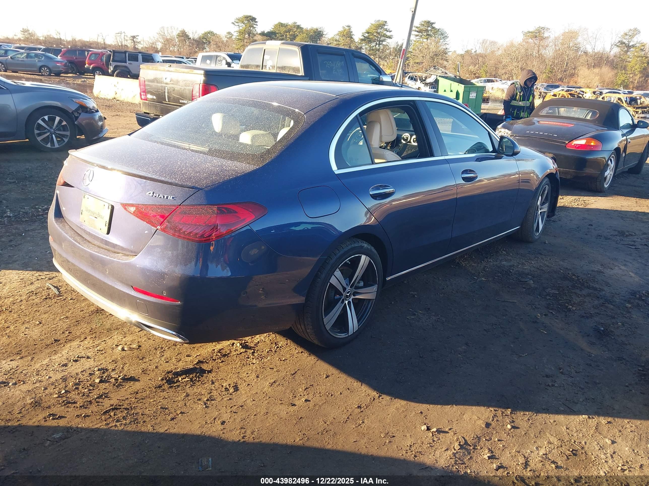 MERCEDES-BENZ C image 4