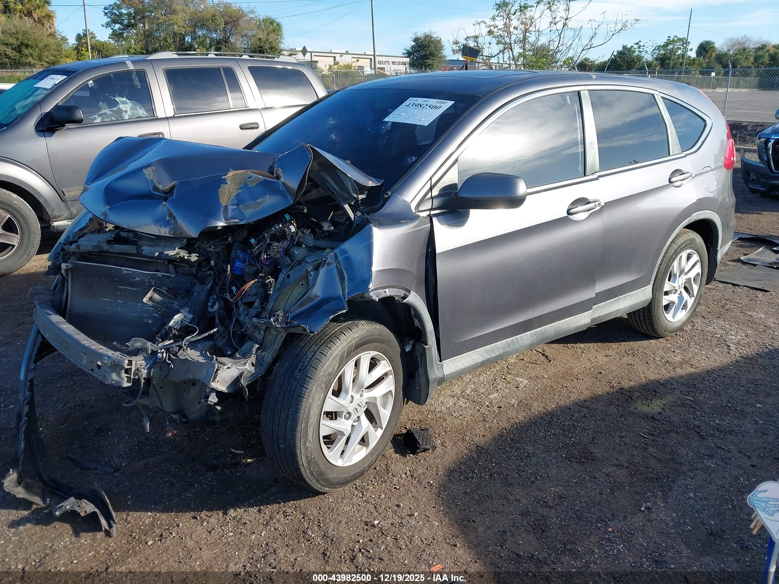 HONDA CR-V image 2