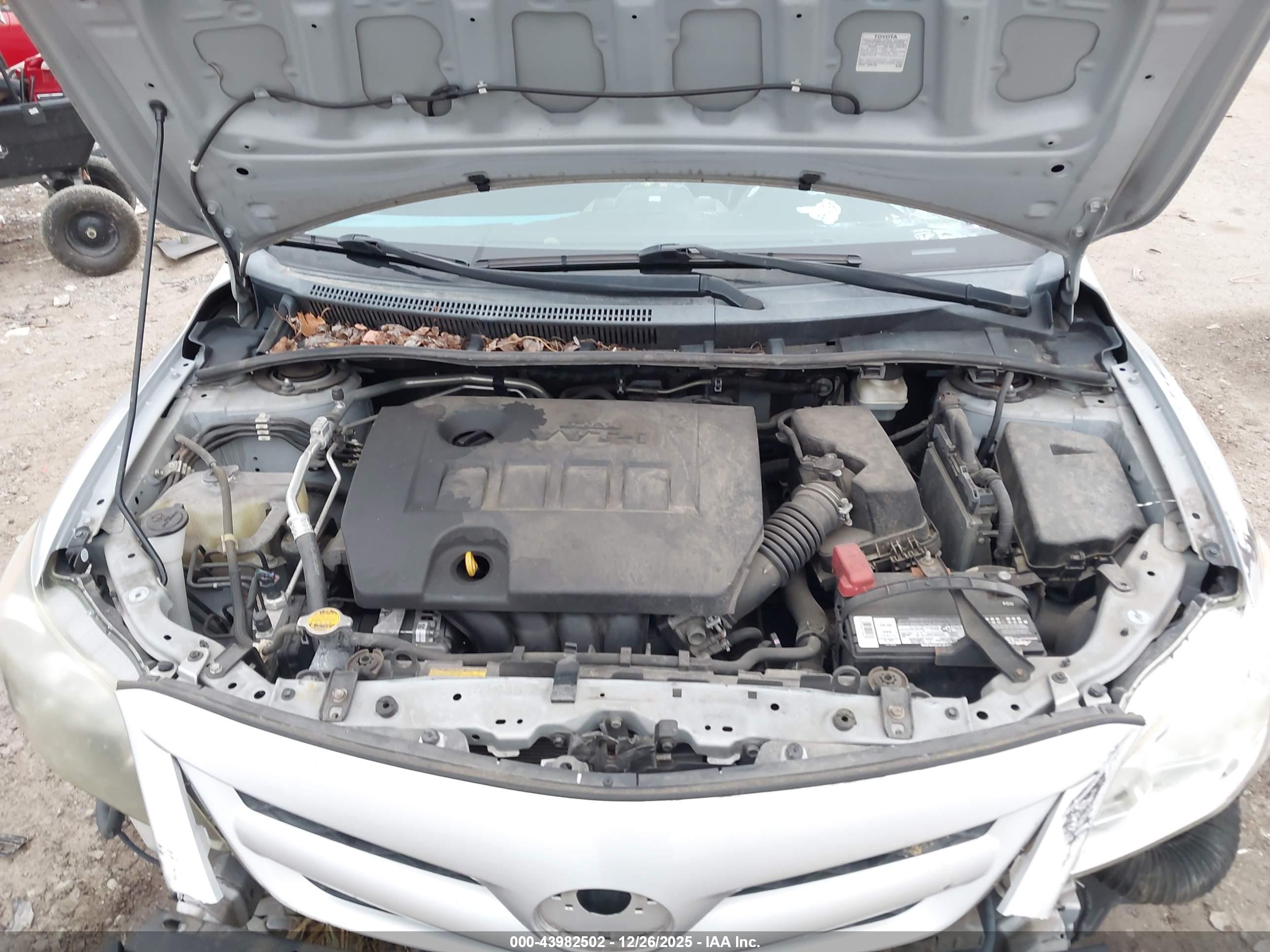 TOYOTA COROLLA image 10