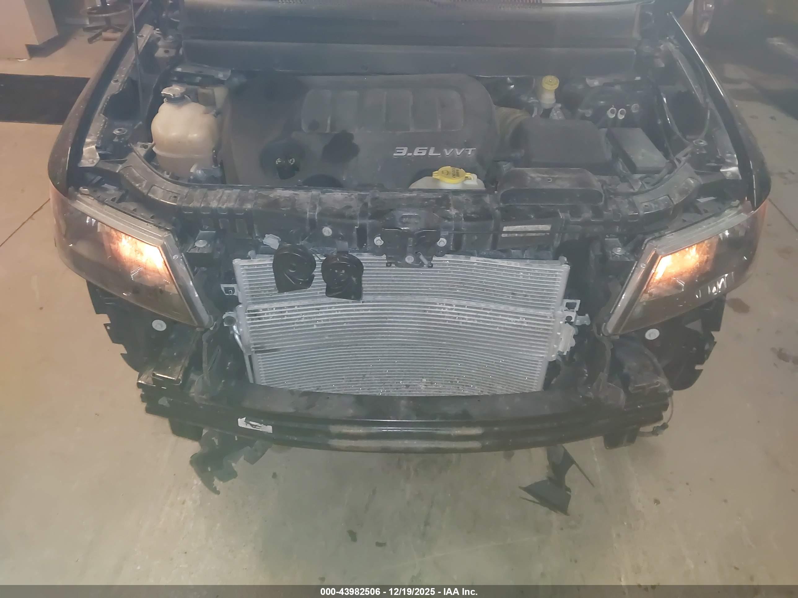 DODGE JOURNEY image 6
