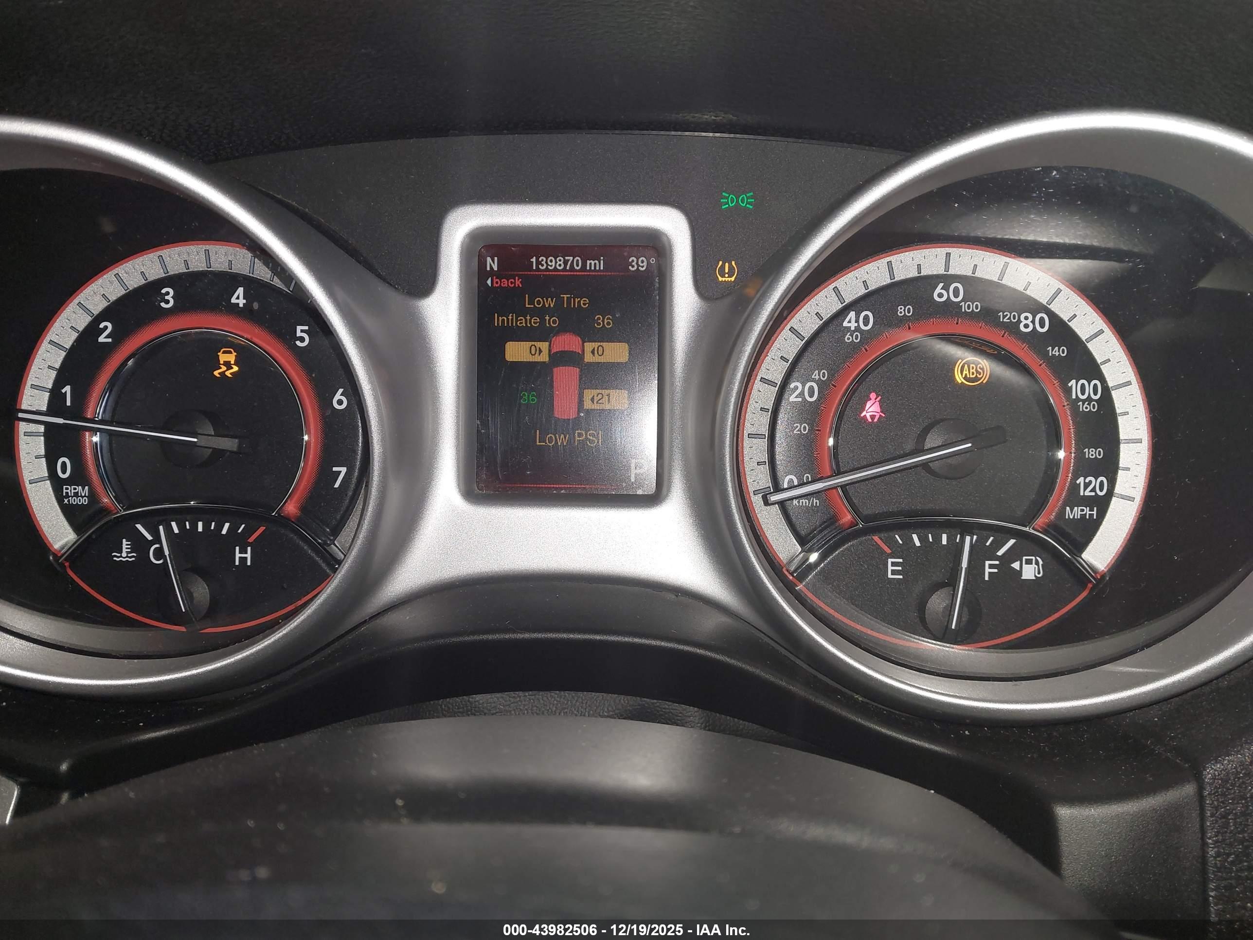 DODGE JOURNEY image 7