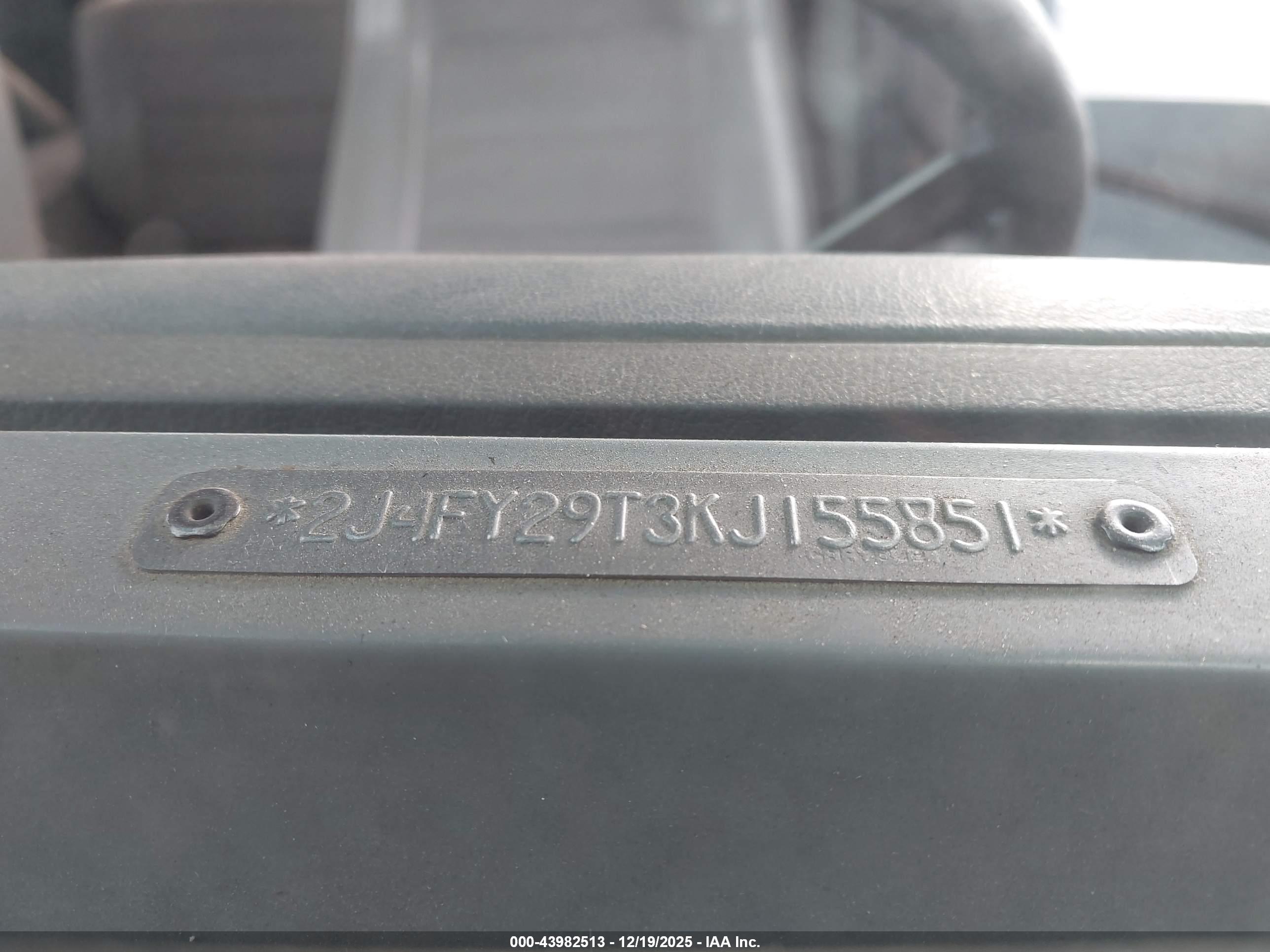JEEP WRANGLER image 9