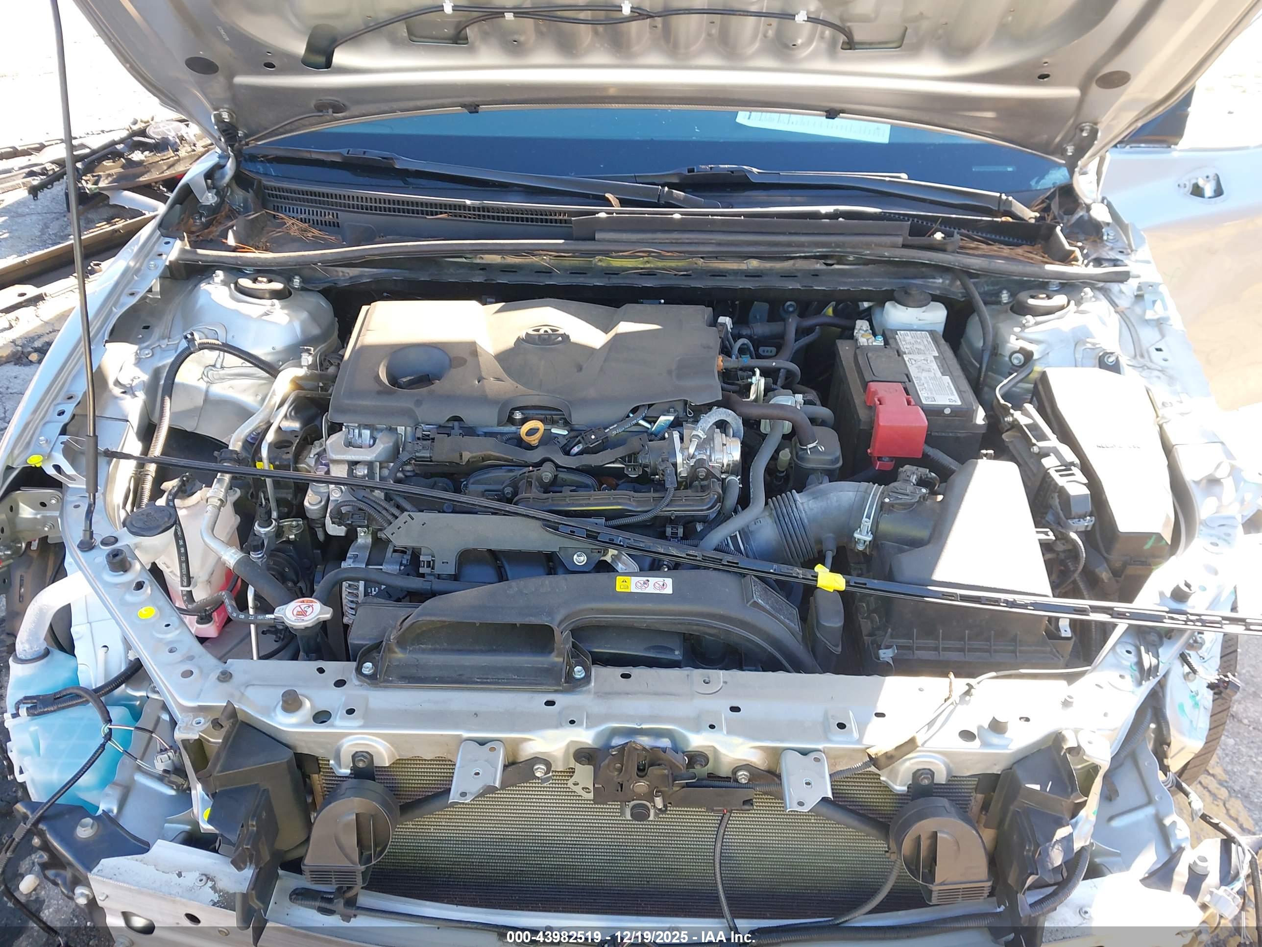 TOYOTA CAMRY image 10