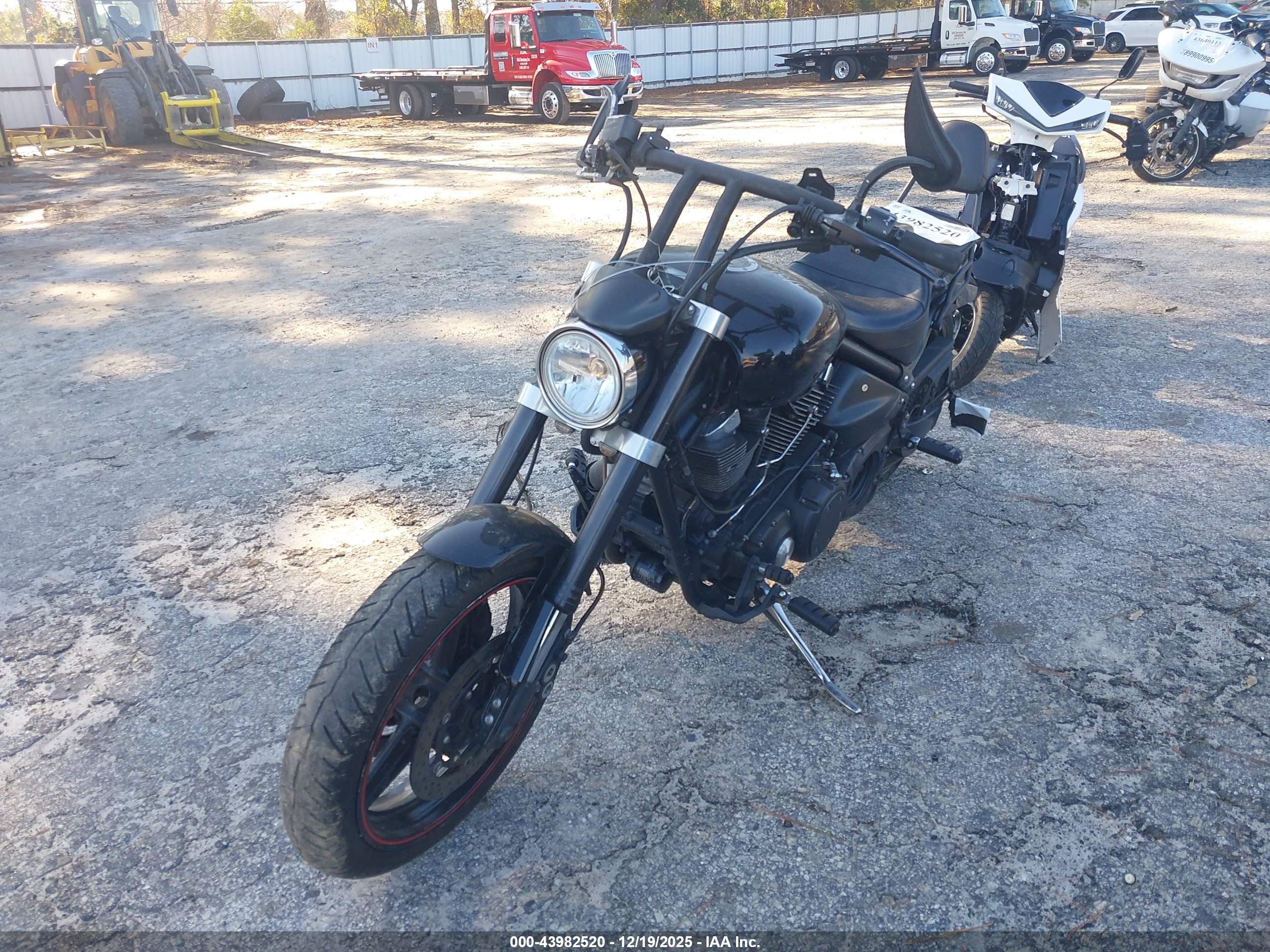 YAMAHA XV1700 image 2