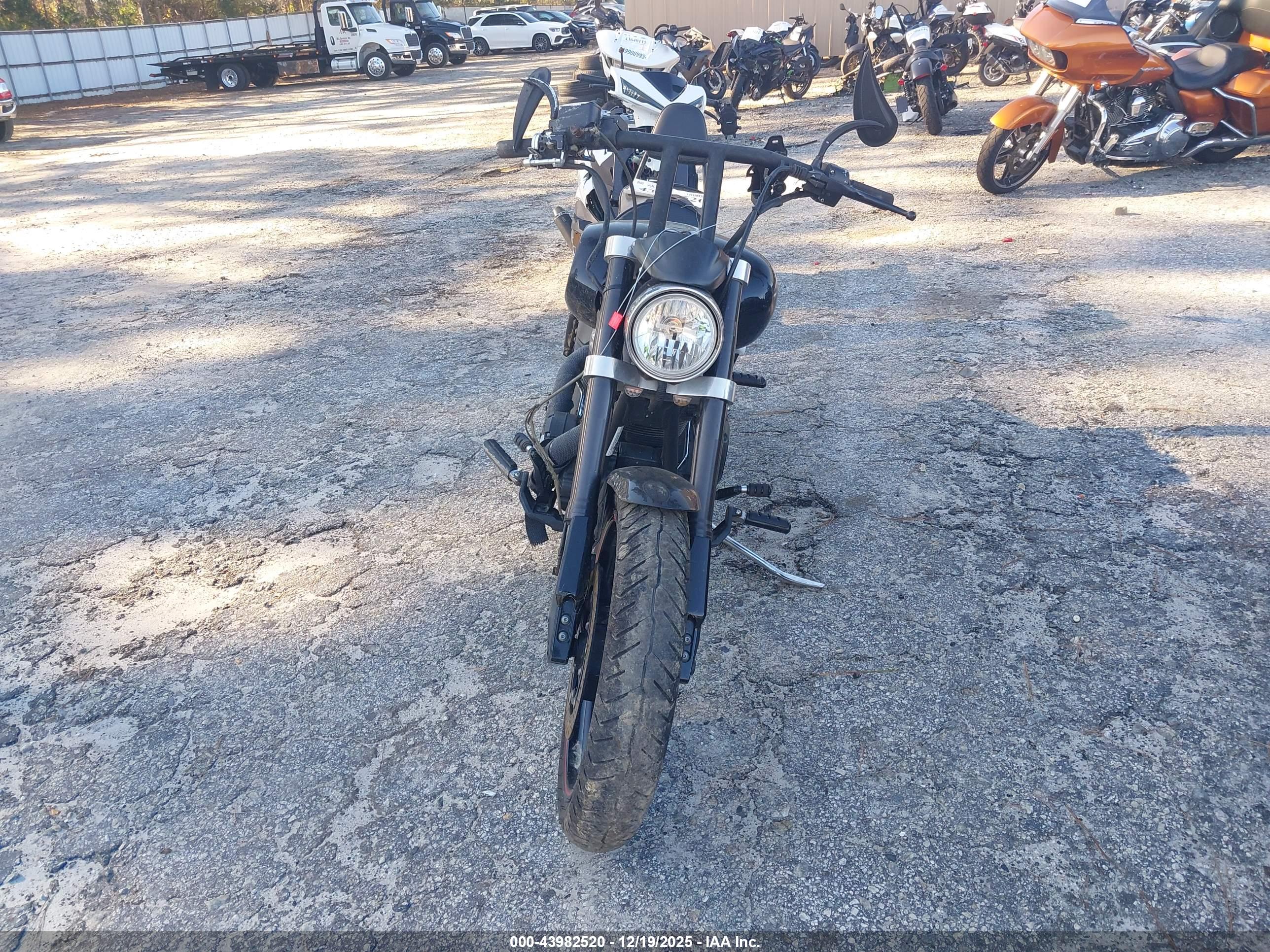 YAMAHA XV1700 image 5