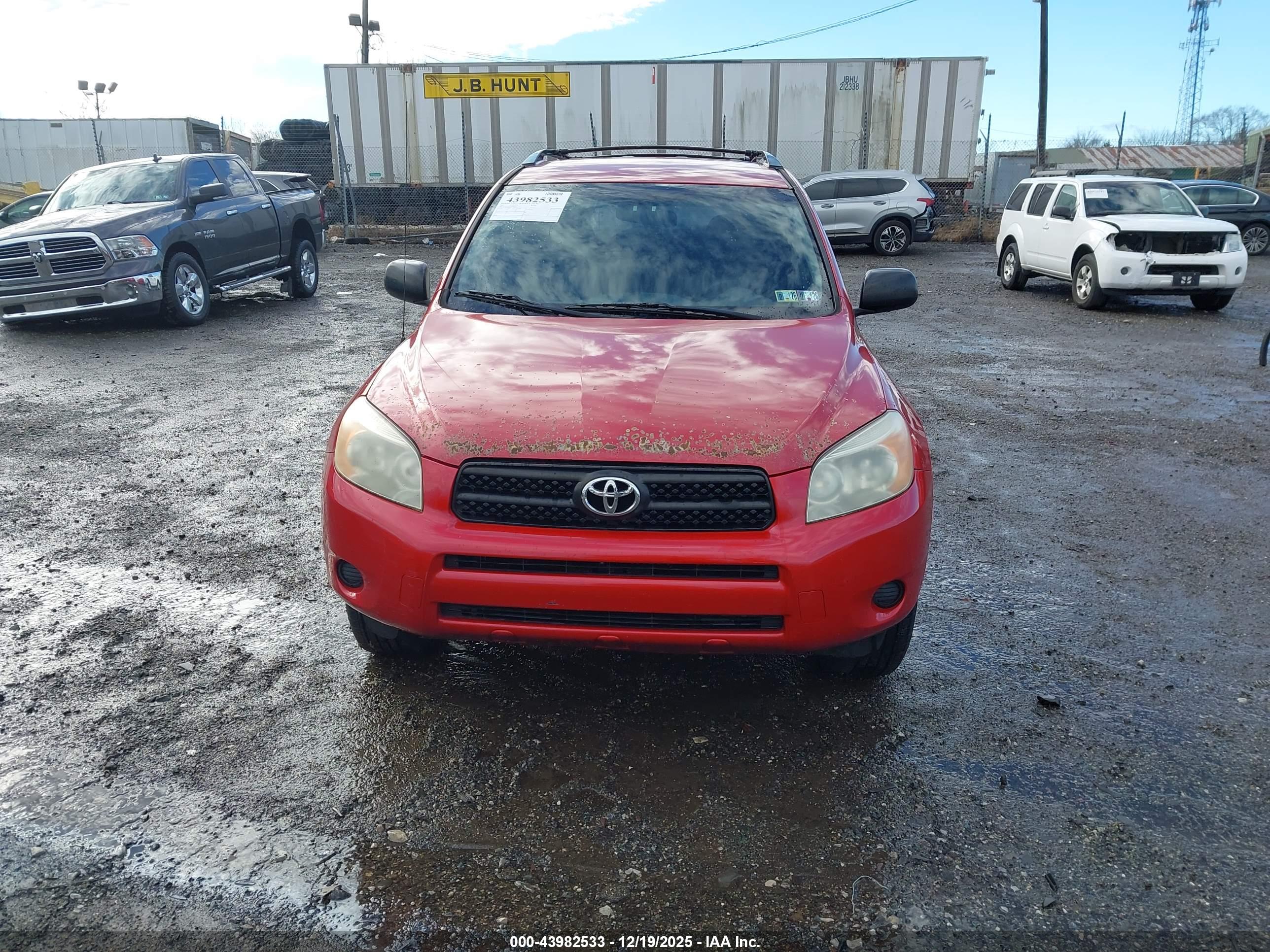 TOYOTA RAV4 image 6