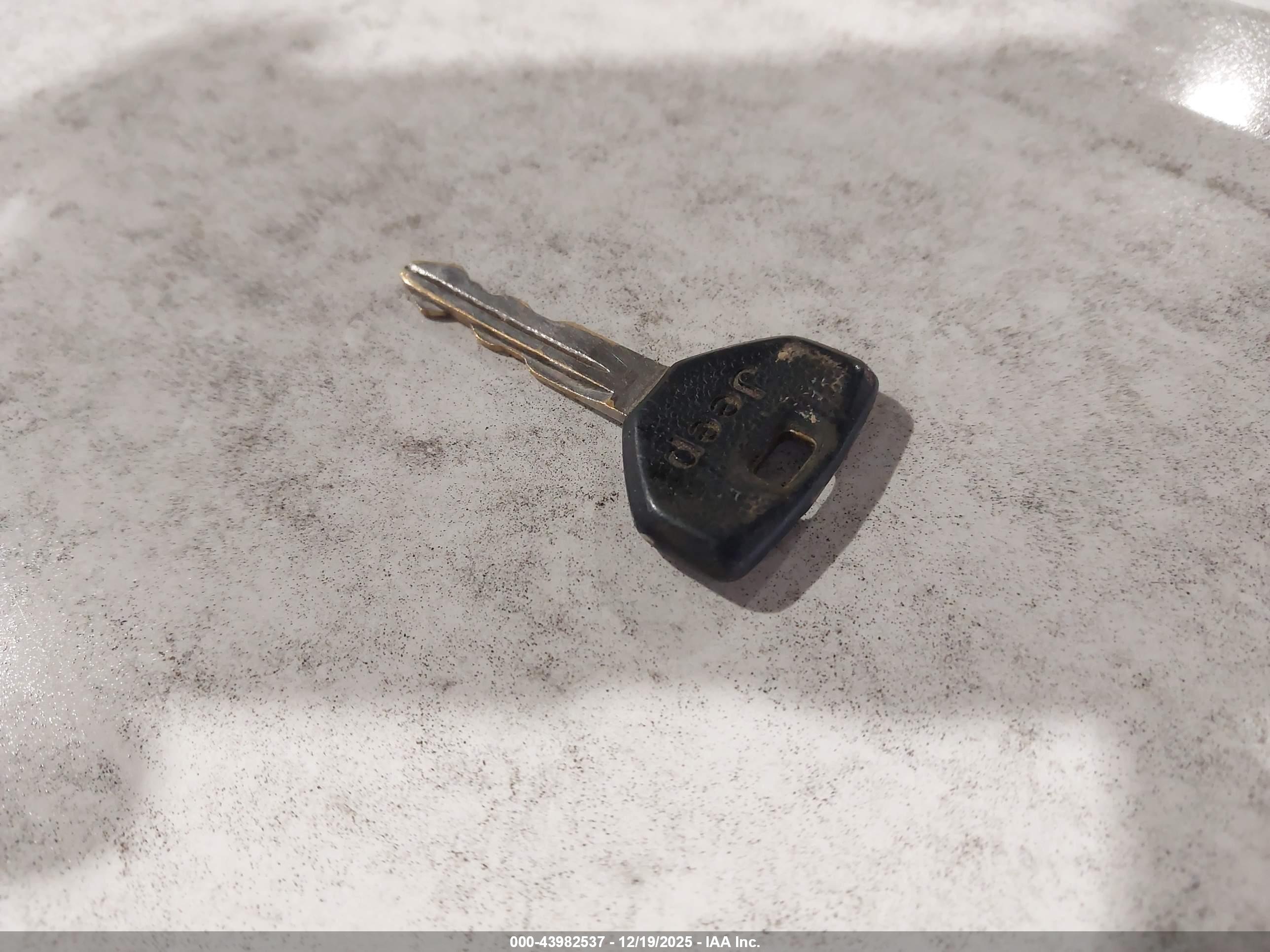 JEEP GRAND image 11