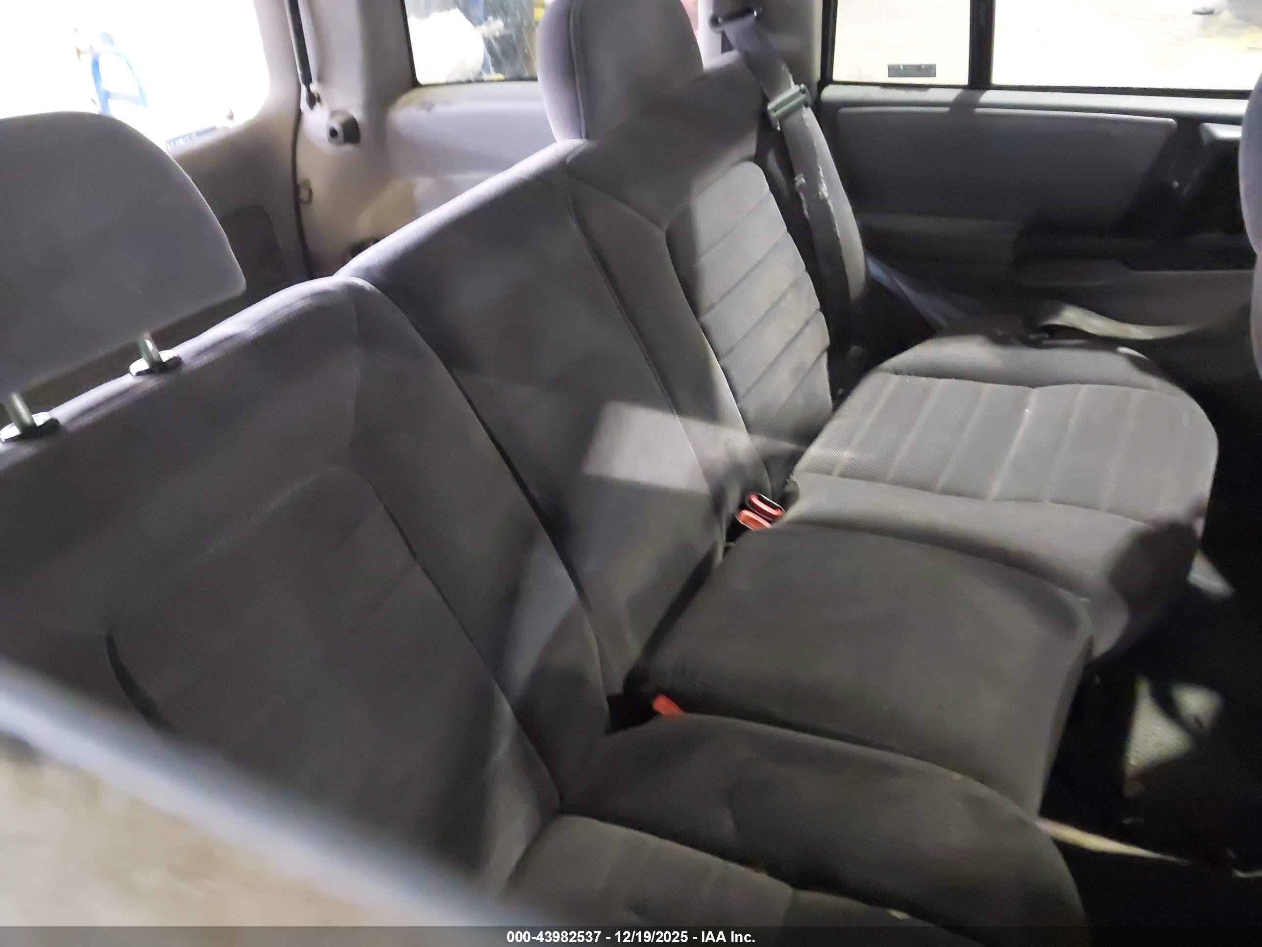 JEEP GRAND image 8
