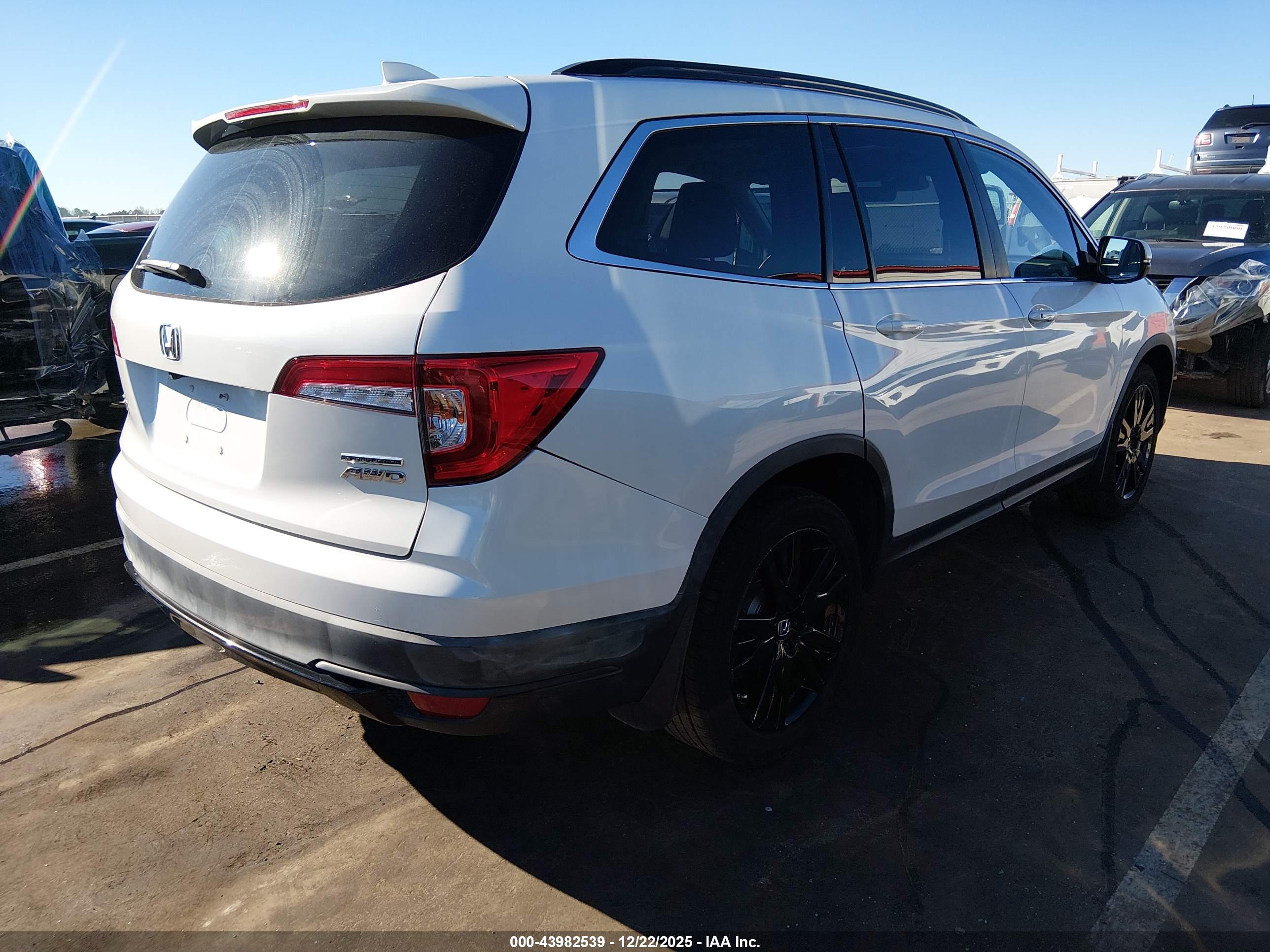 HONDA PILOT image 4