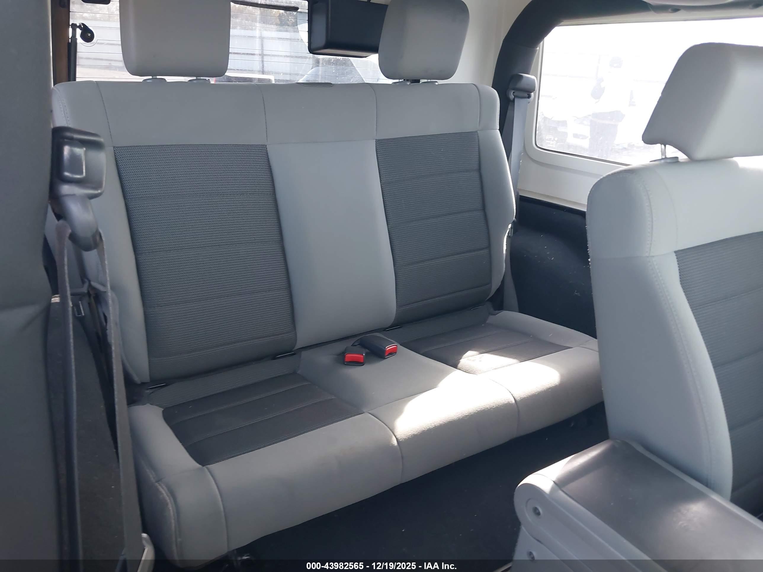JEEP WRANGLER image 8