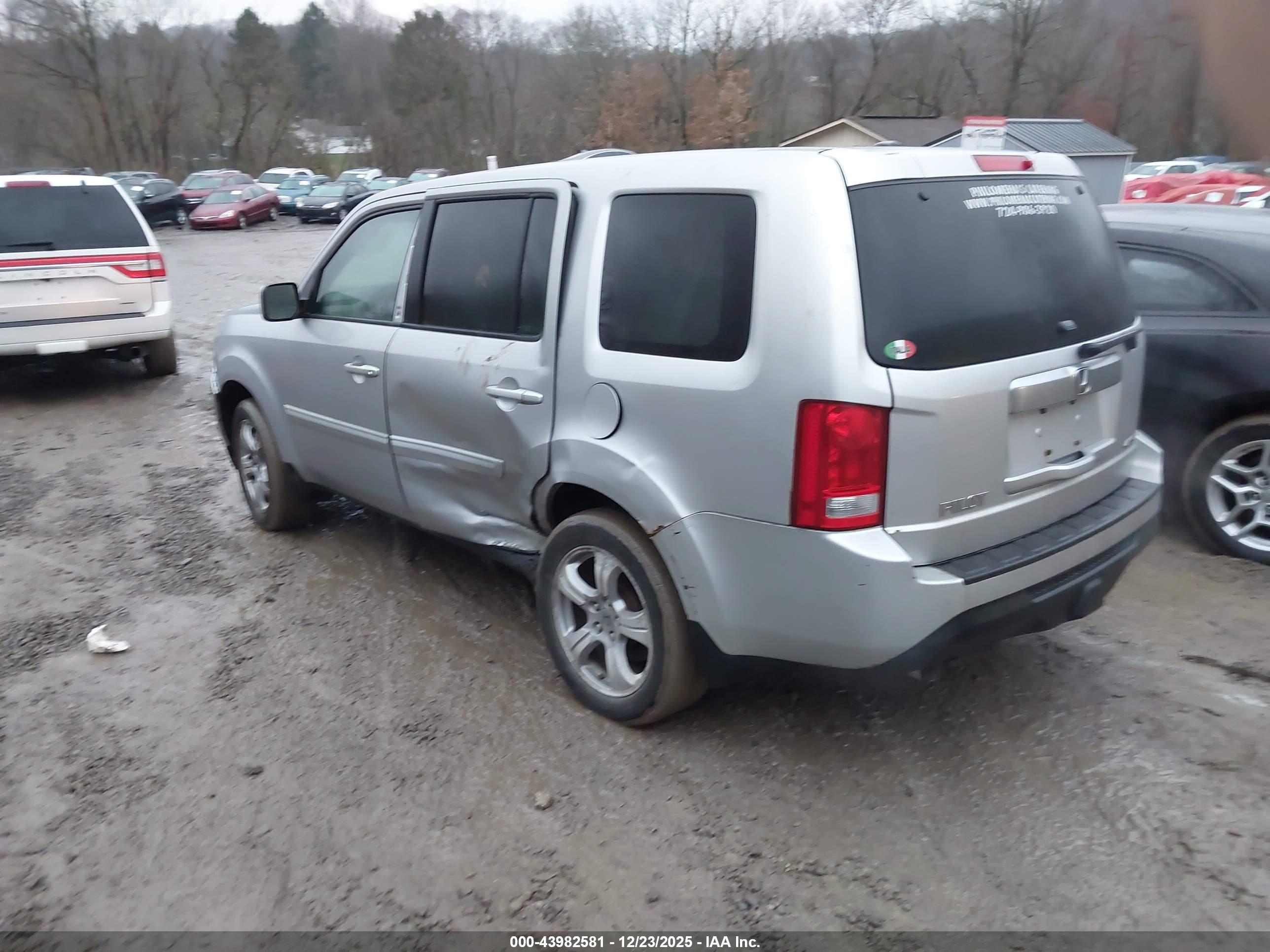 HONDA PILOT image 3