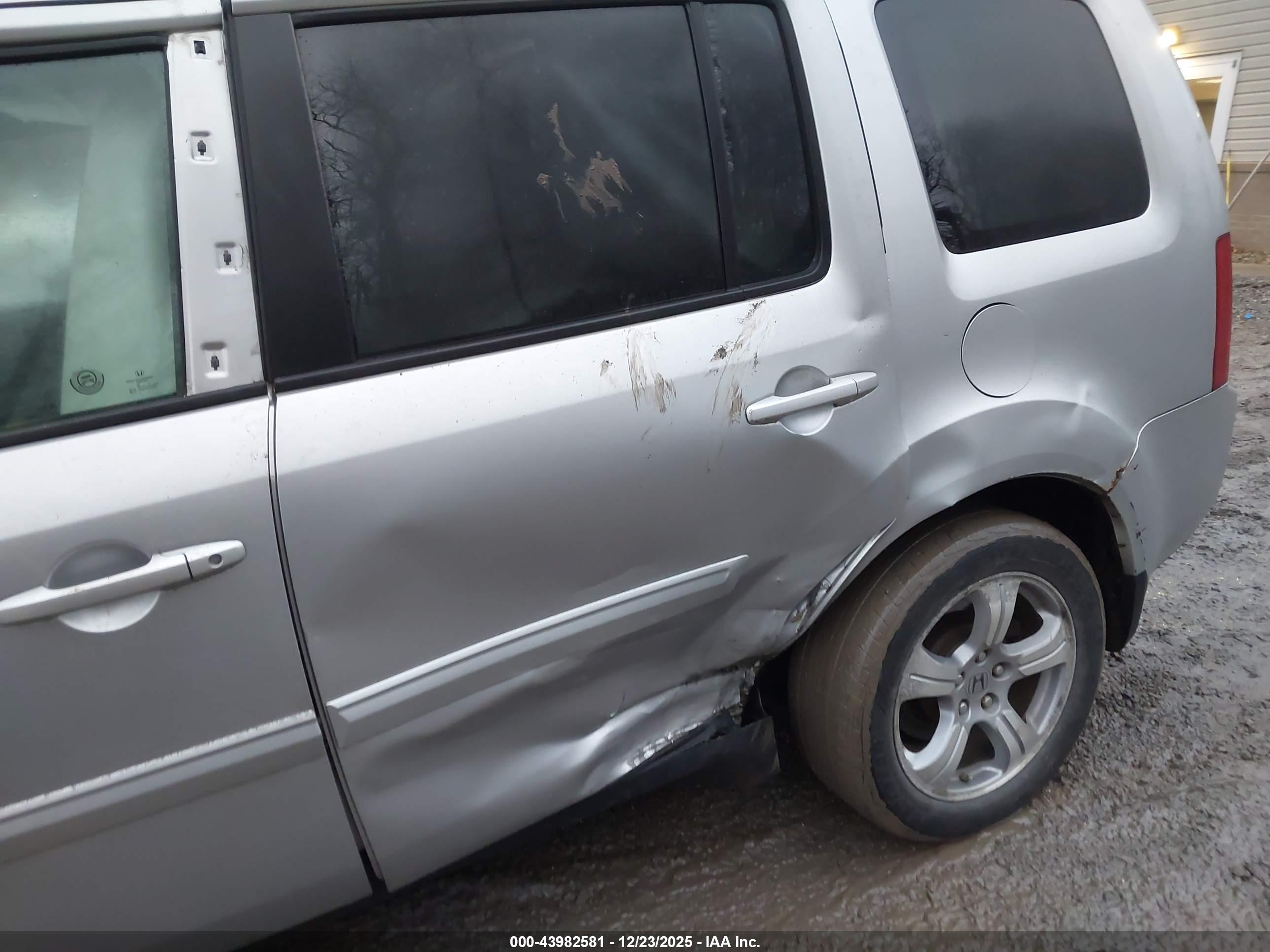 HONDA PILOT image 6