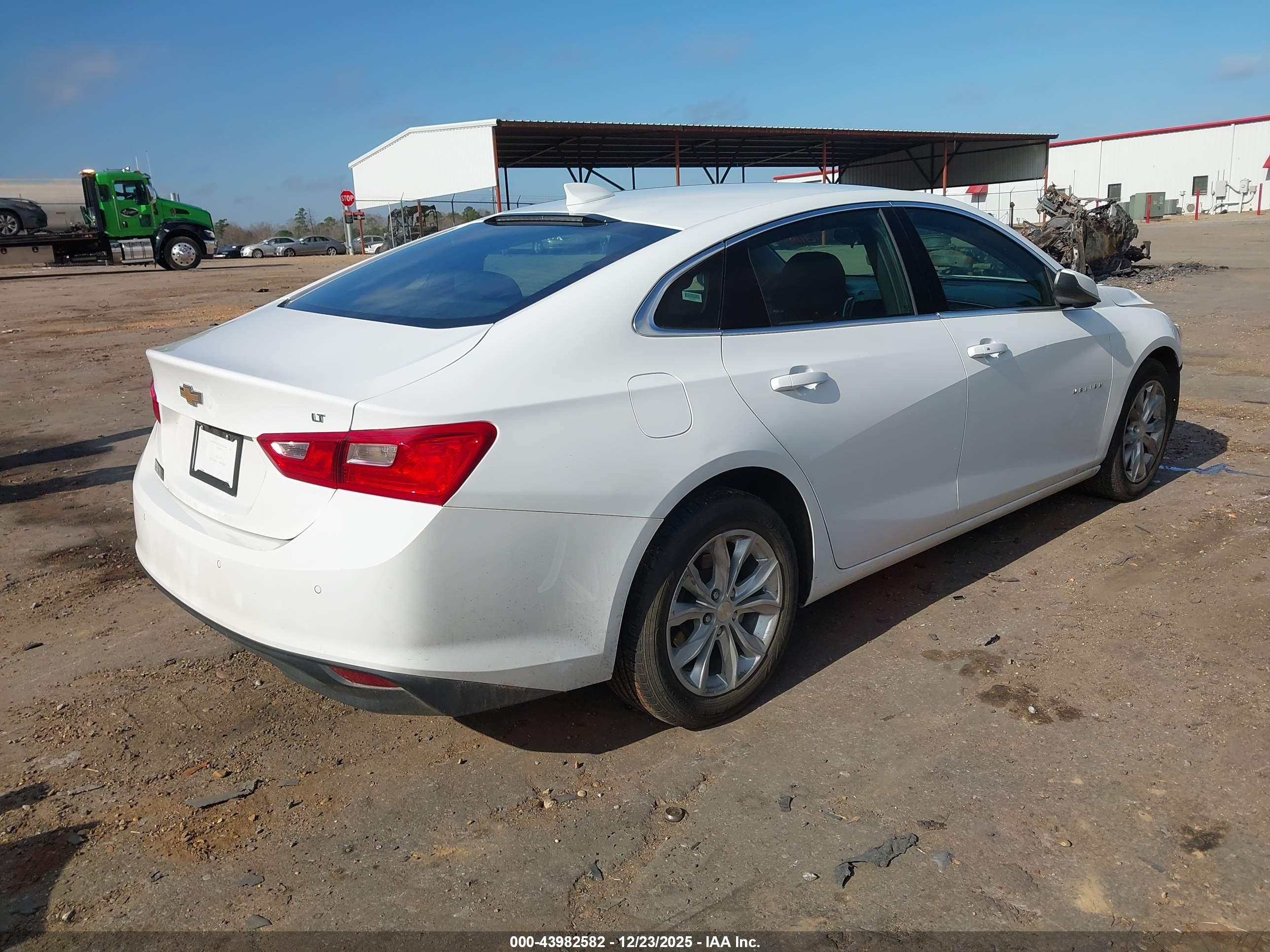 CHEVROLET MALIBU image 4