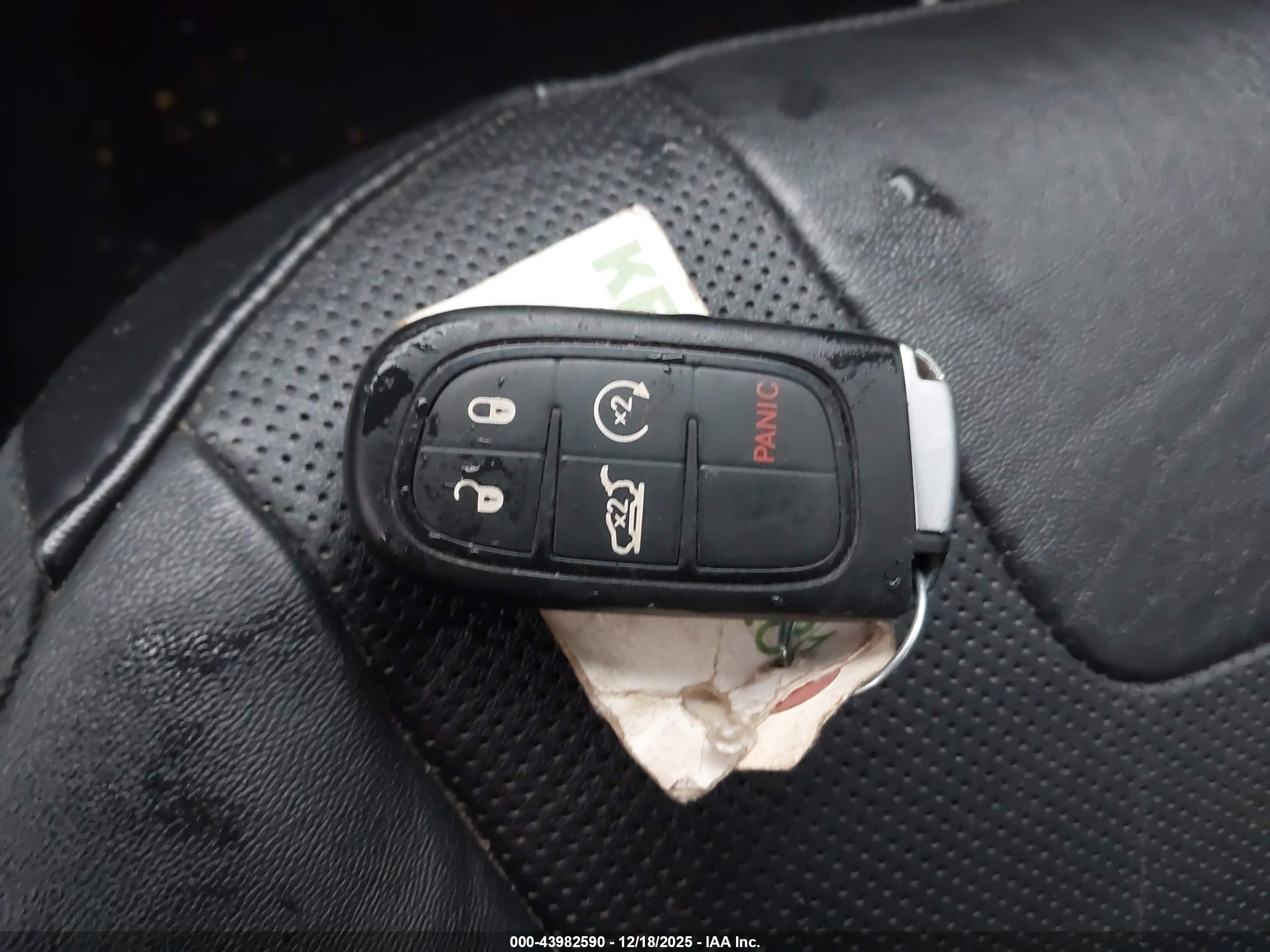 JEEP CHEROKEE image 11