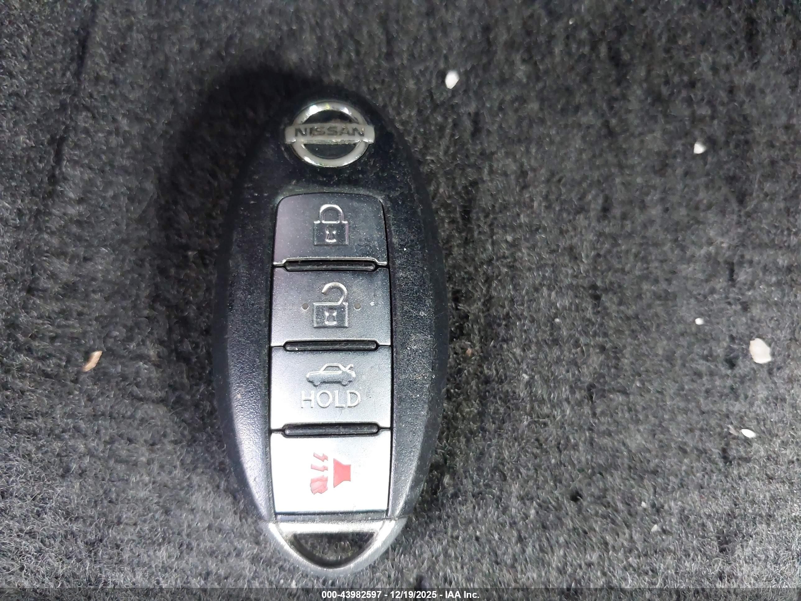 NISSAN ALTIMA image 11