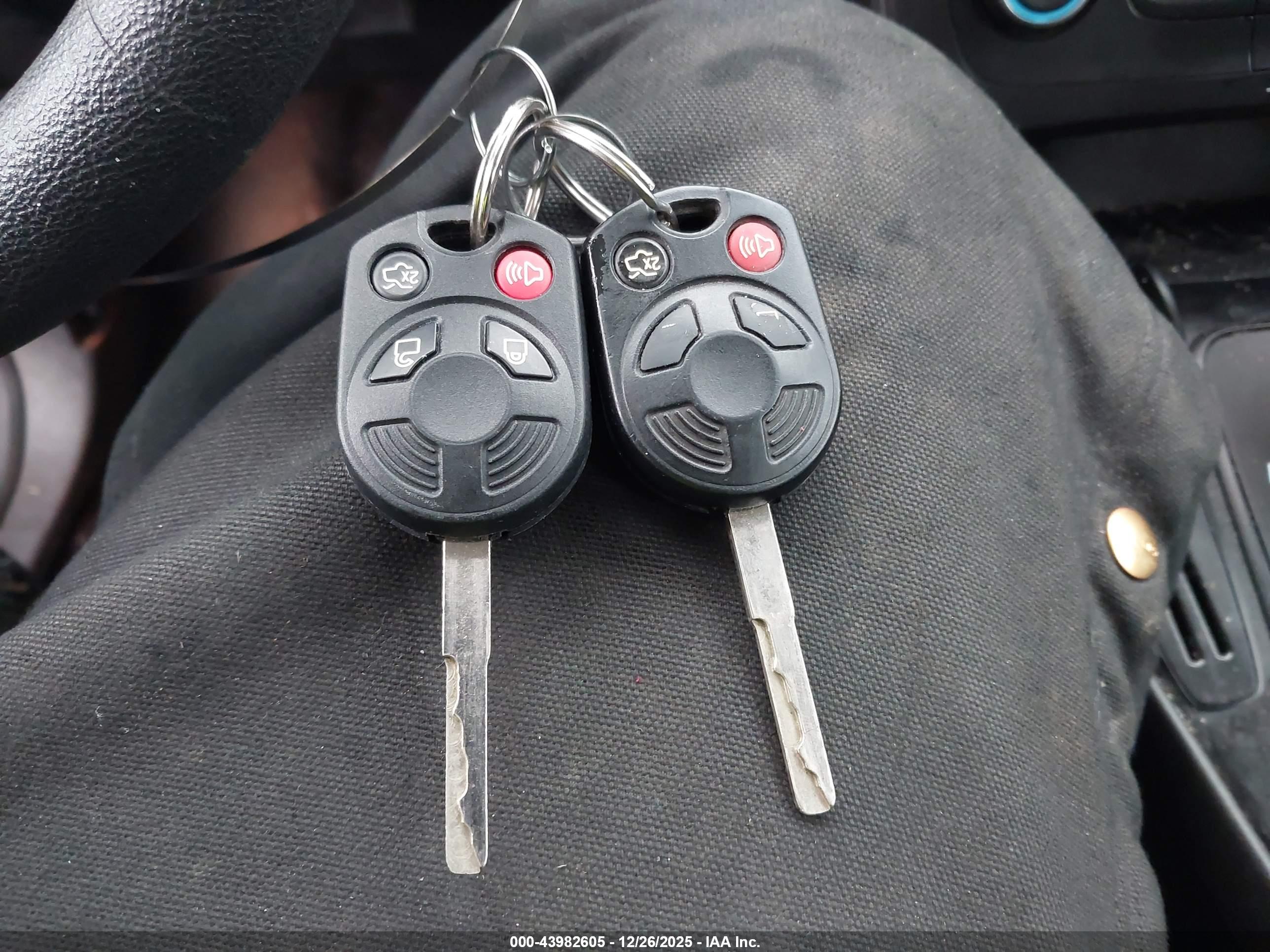 FORD FOCUS image 11