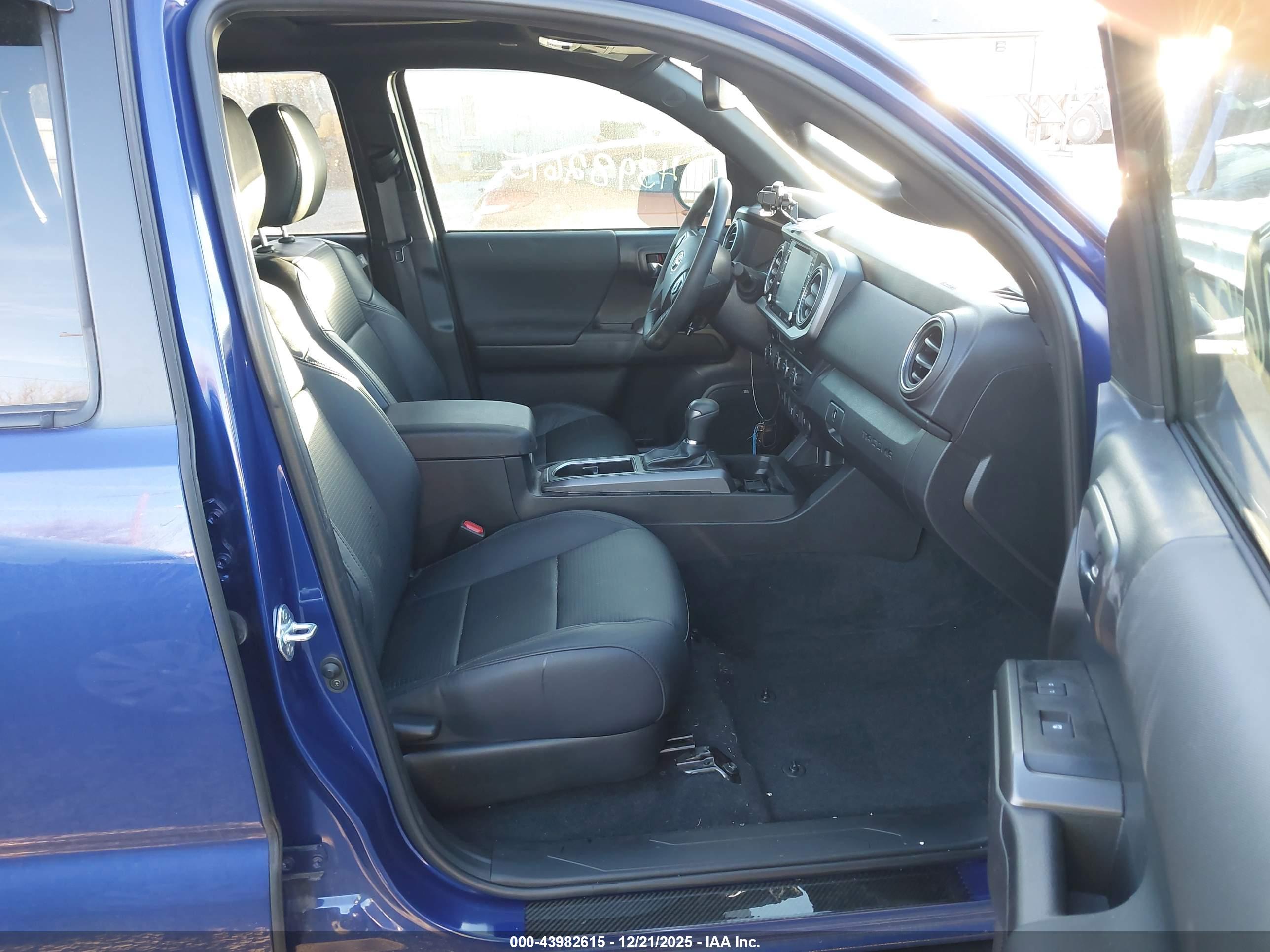 TOYOTA TACOMA image 5