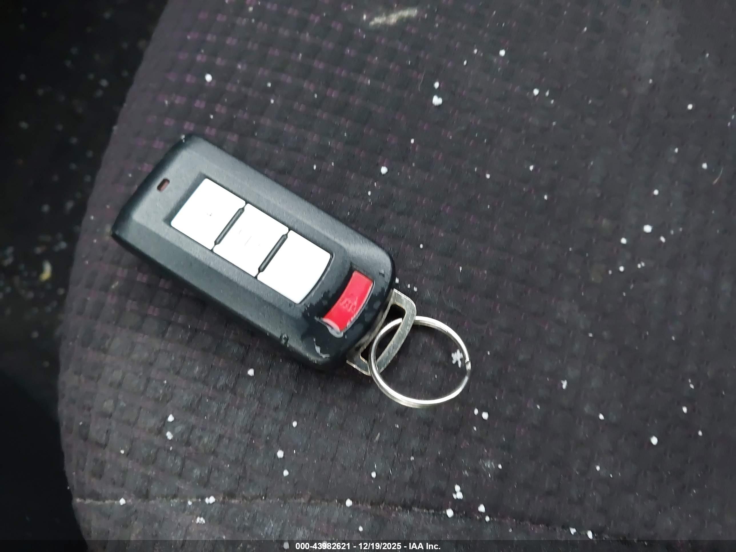 MITSUBISHI MIRAGE image 11