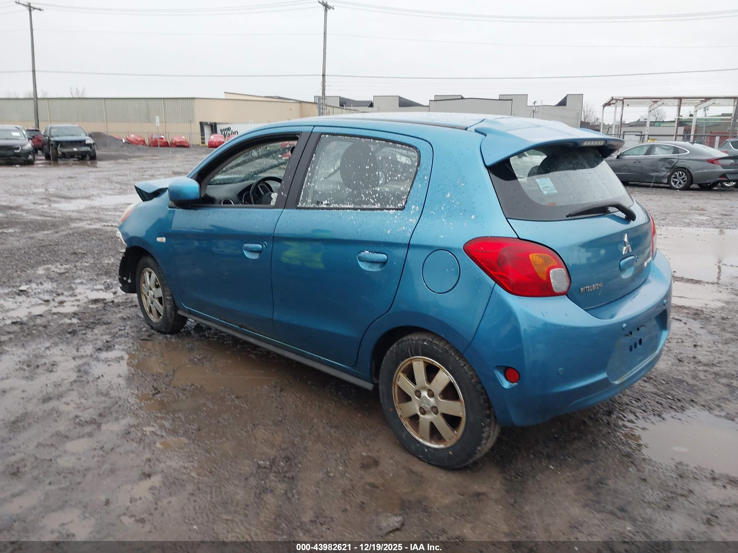 MITSUBISHI MIRAGE image 3