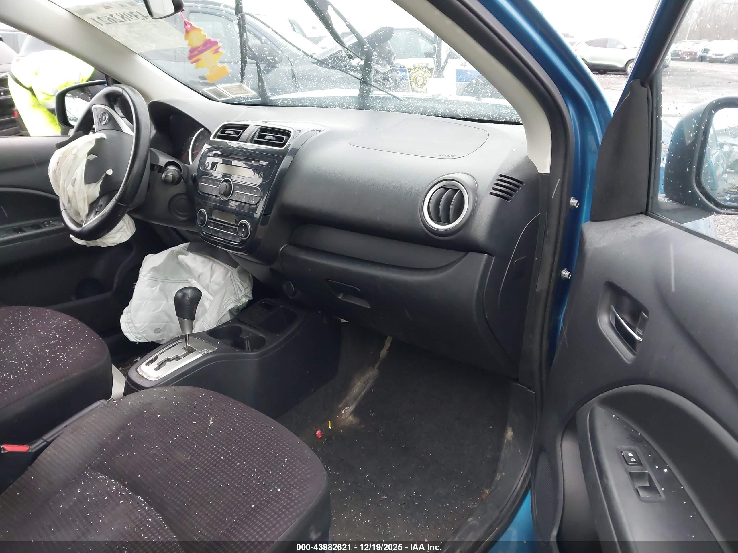 MITSUBISHI MIRAGE image 5