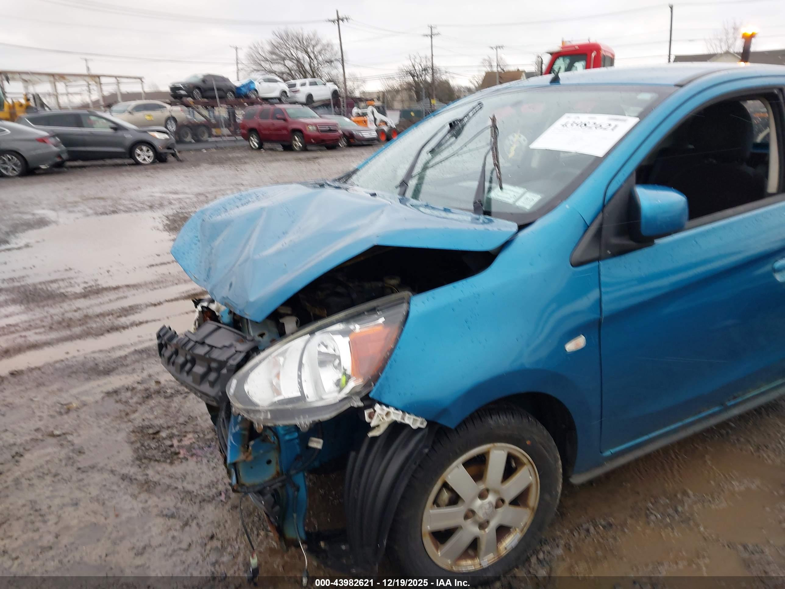 MITSUBISHI MIRAGE image 6