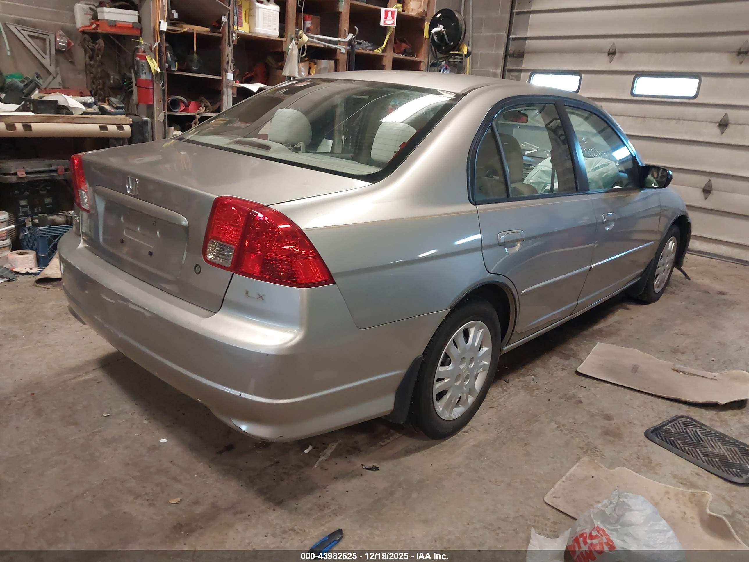 HONDA CIVIC image 4