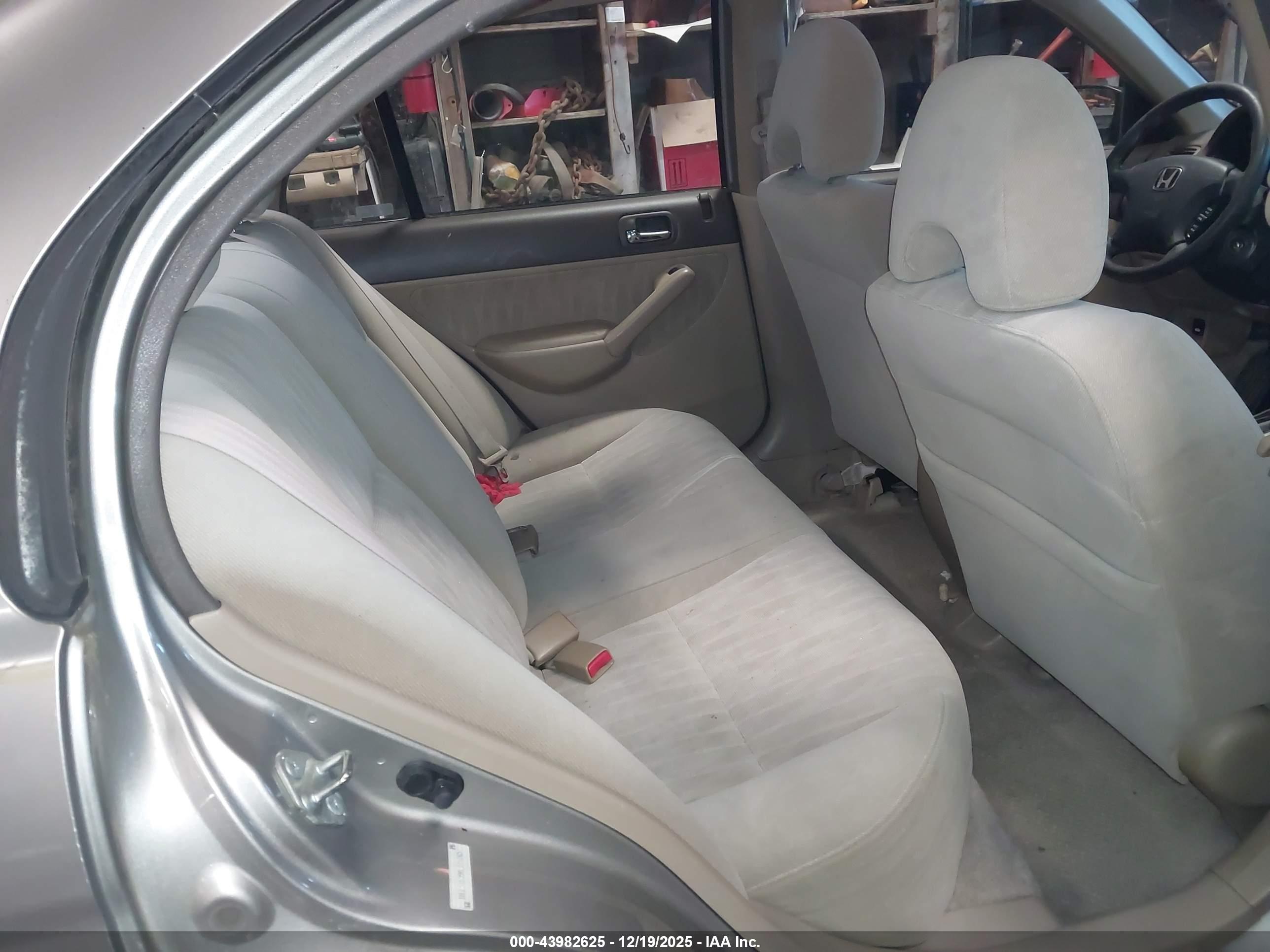 HONDA CIVIC image 8