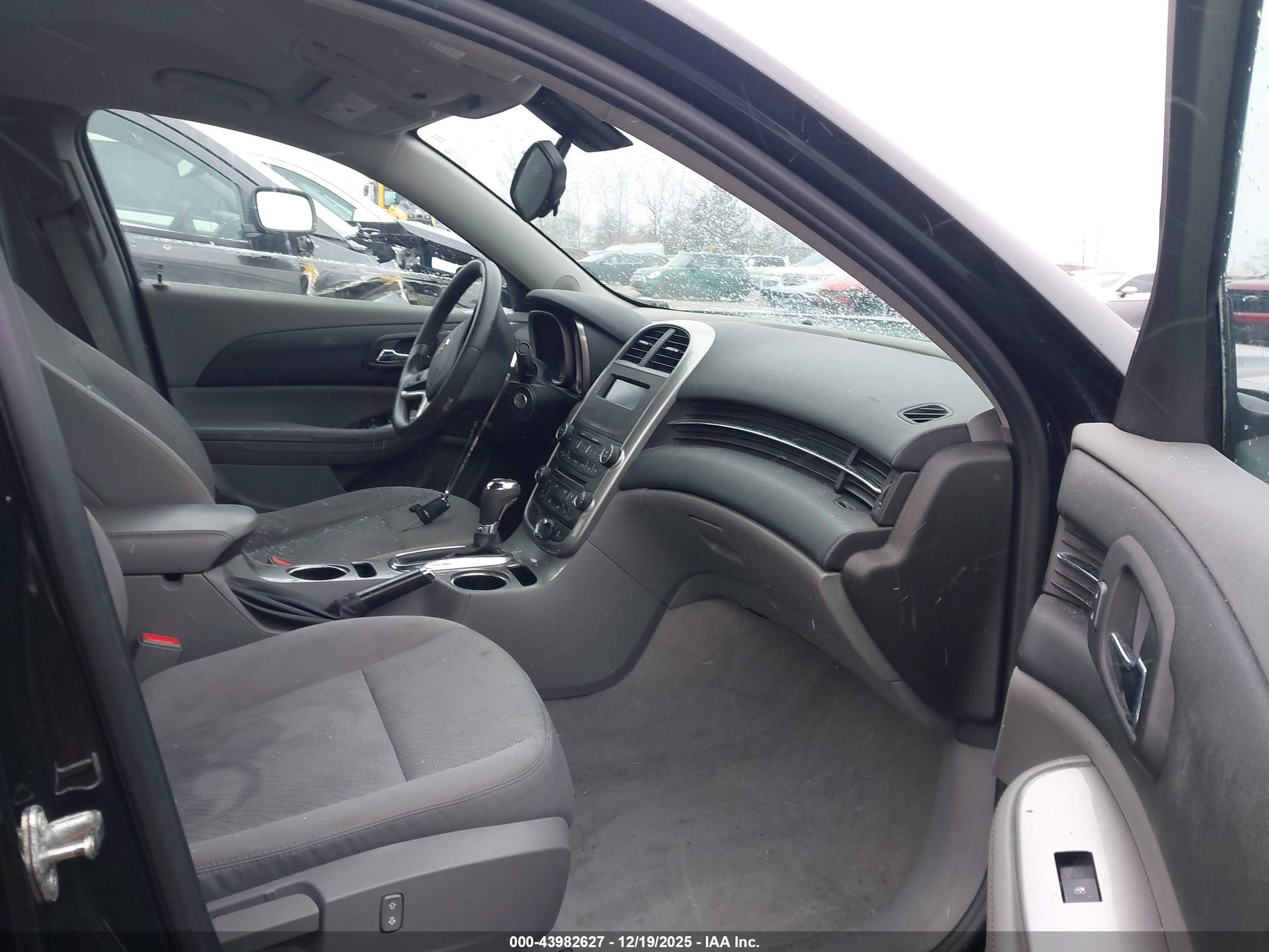 CHEVROLET MALIBU image 5