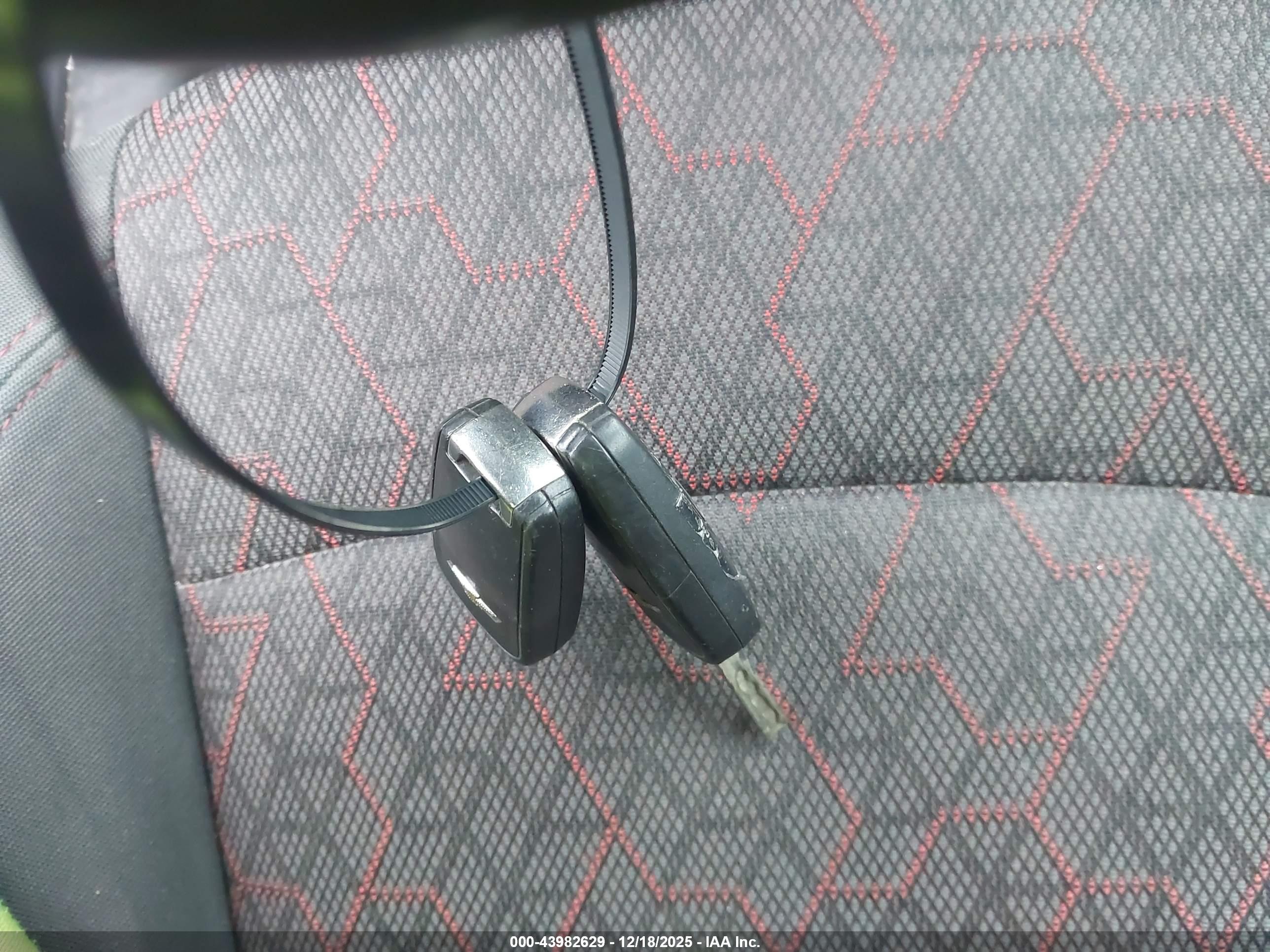 CHEVROLET SONIC image 11