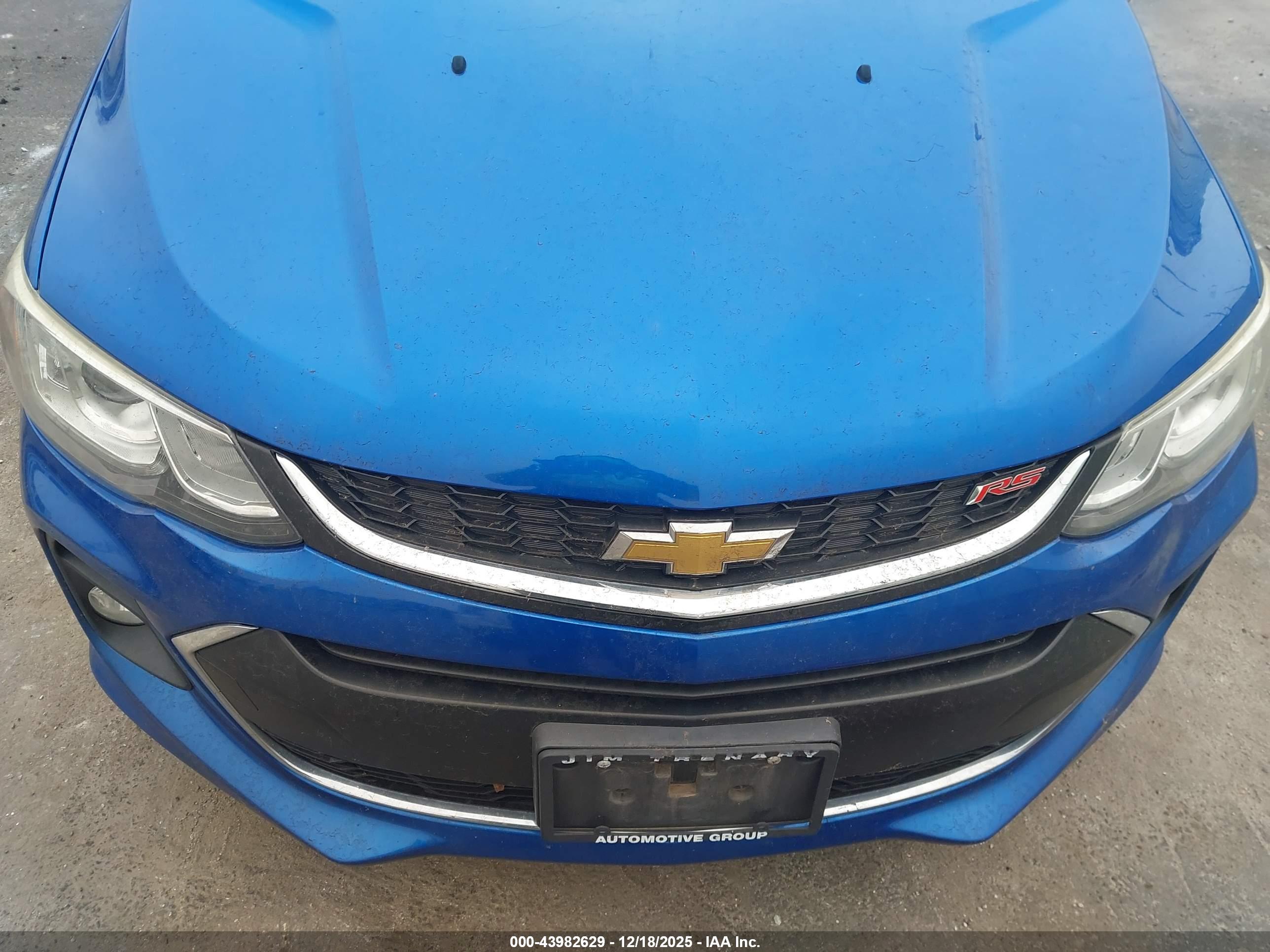 CHEVROLET SONIC image 6