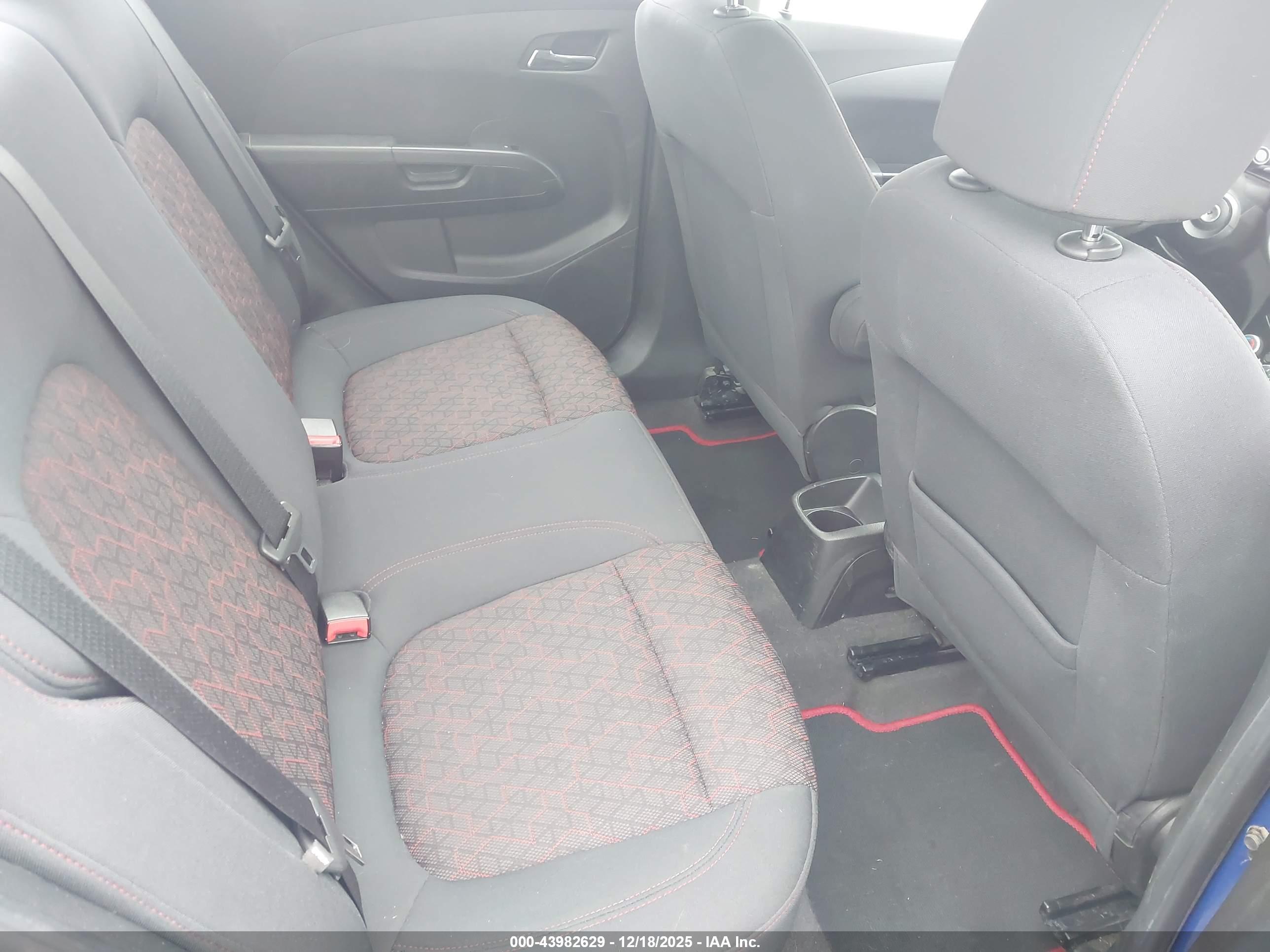 CHEVROLET SONIC image 8