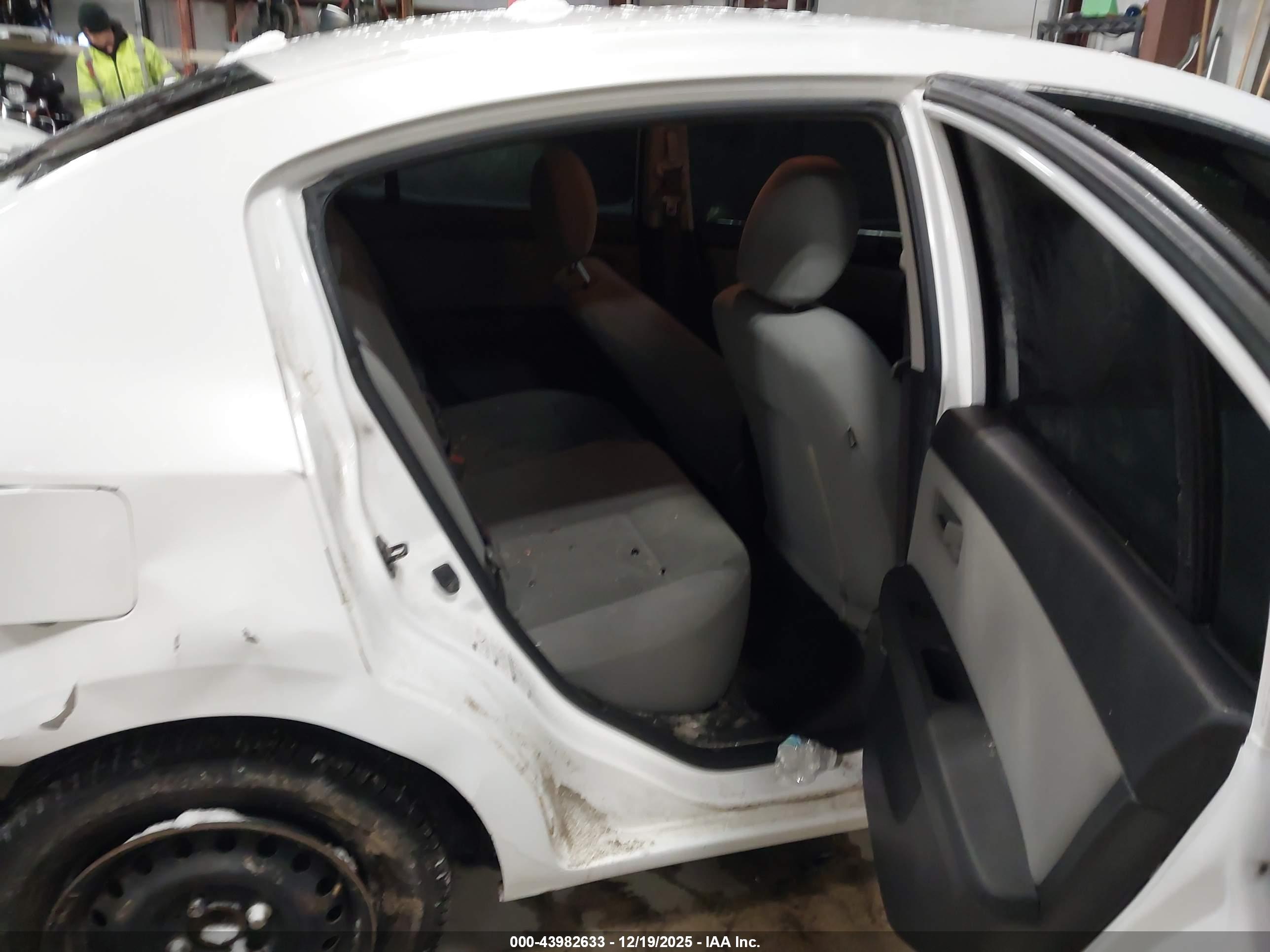 NISSAN SENTRA image 8