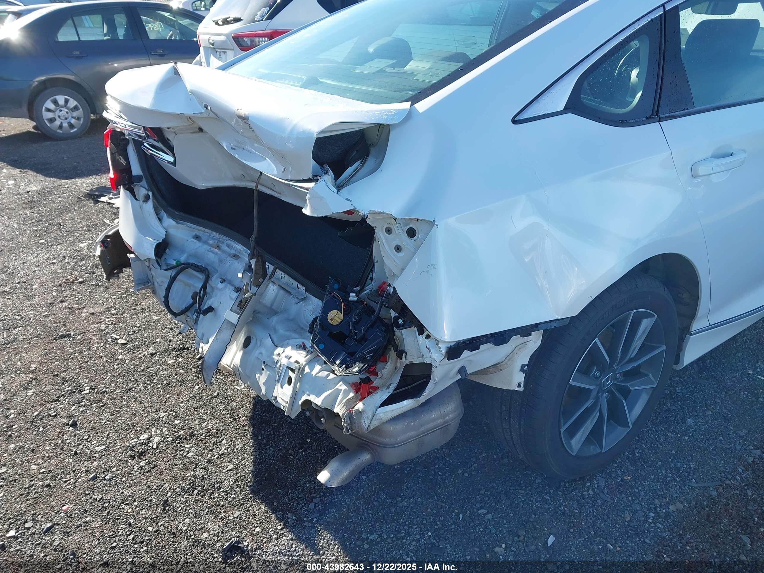 HONDA ACCORD image 6