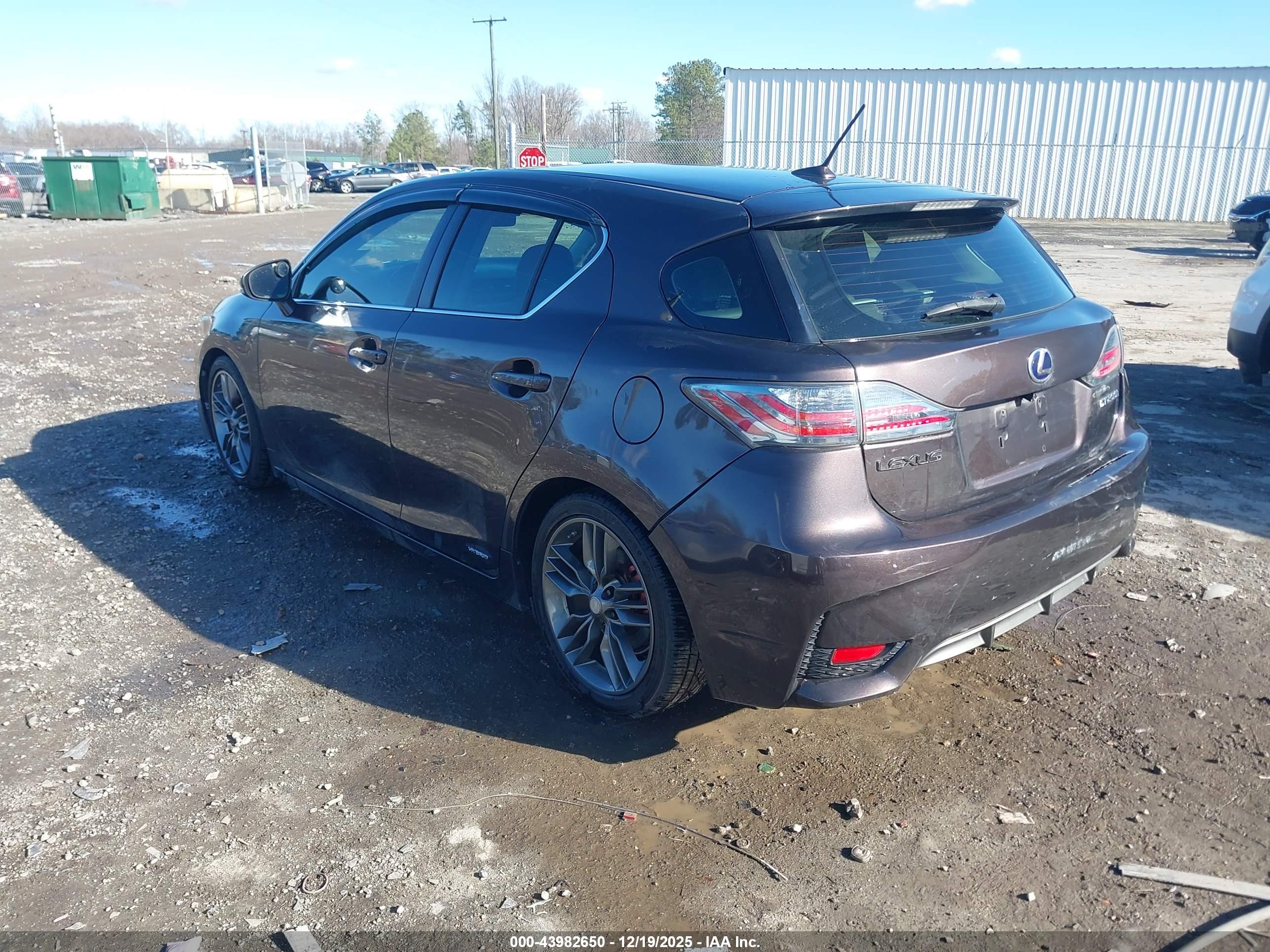 LEXUS CT image 3