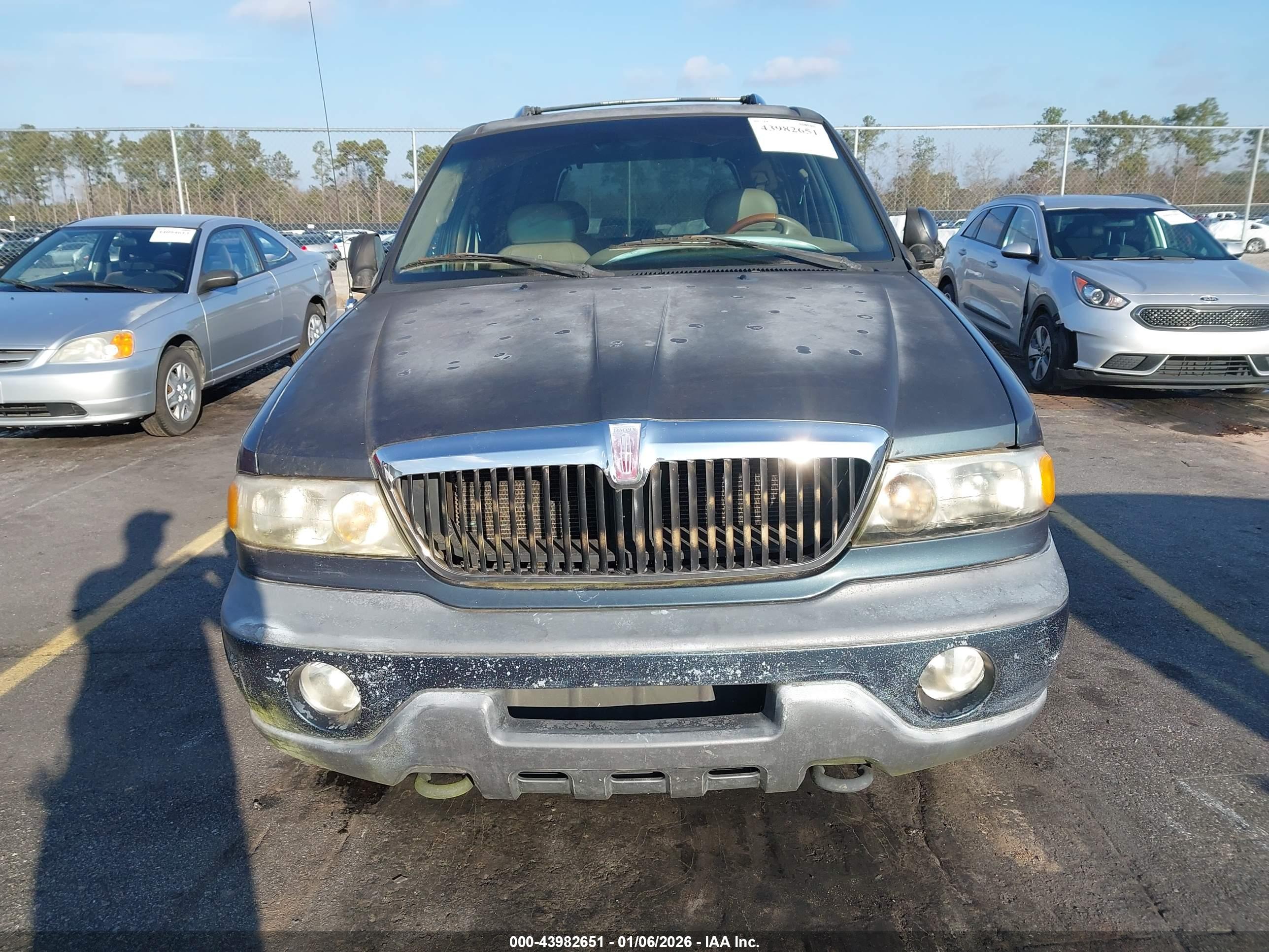 LINCOLN NAVIGATOR image 6