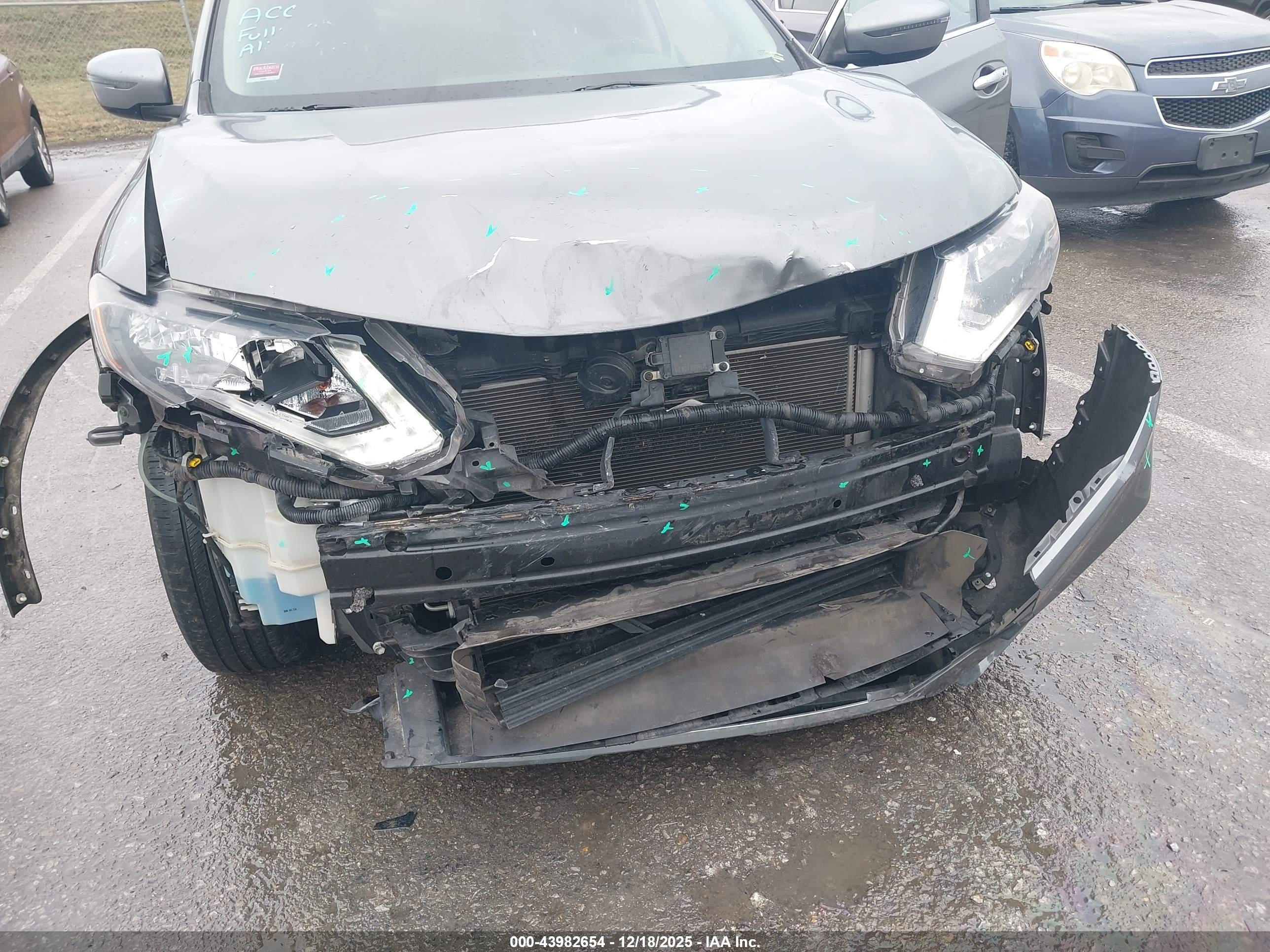 NISSAN ROGUE image 6
