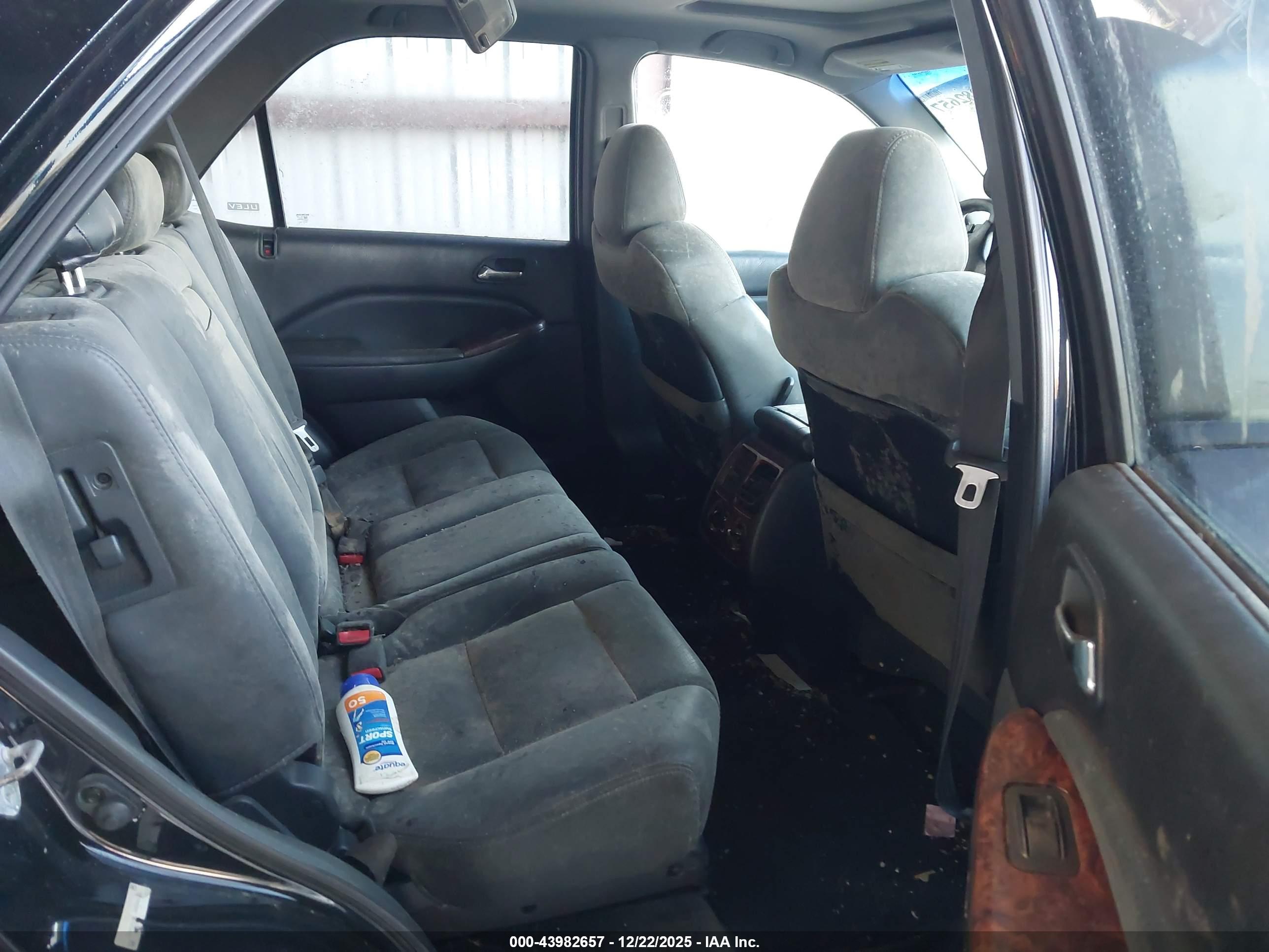 ACURA MDX image 8