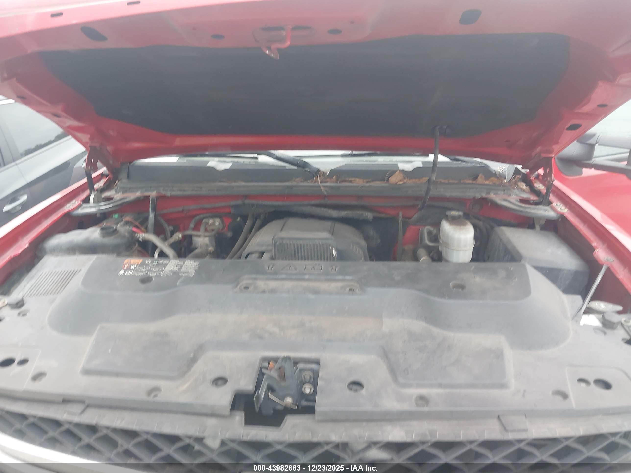 CHEVROLET SILVERADO image 10