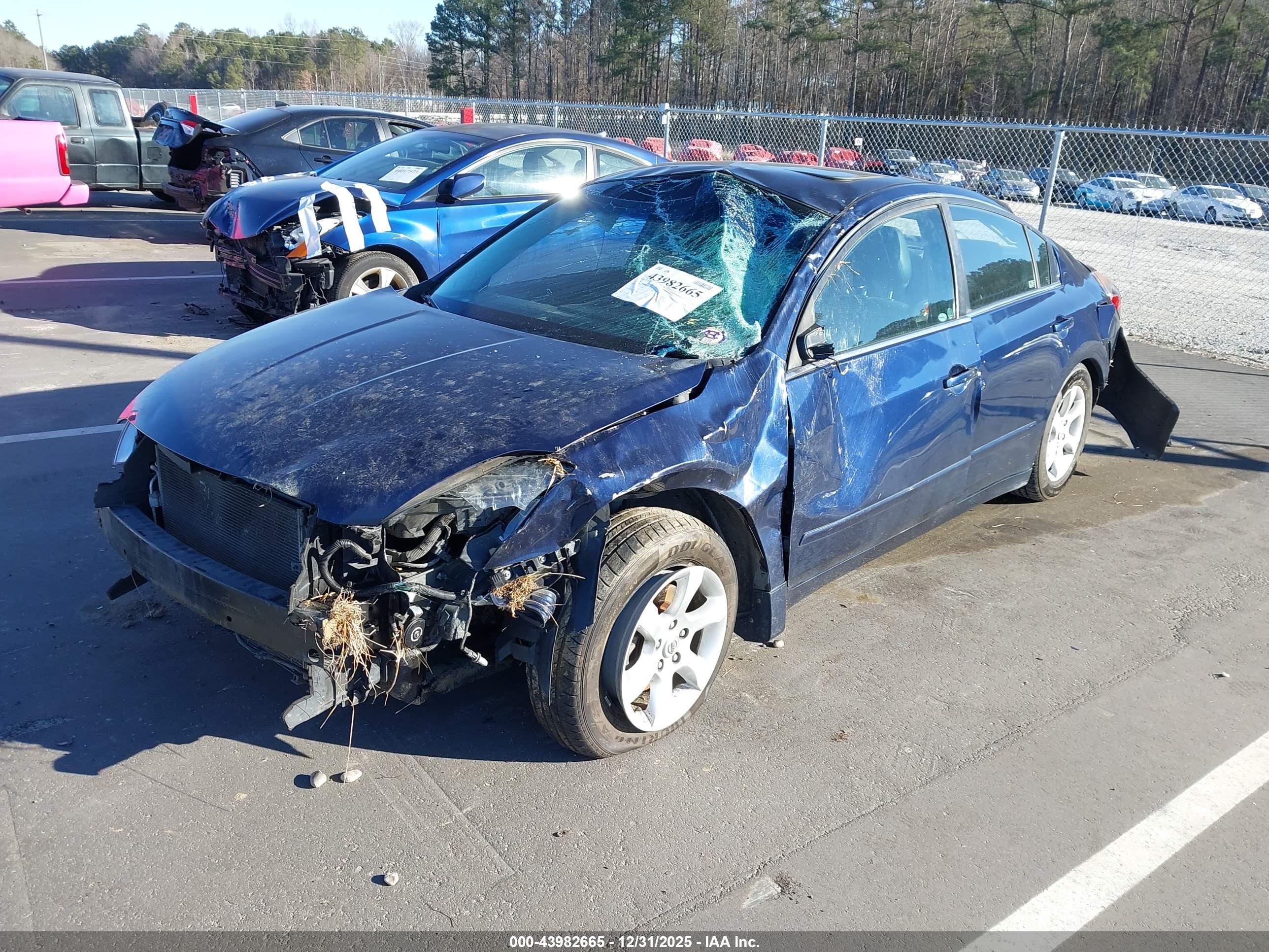 NISSAN ALTIMA image 2
