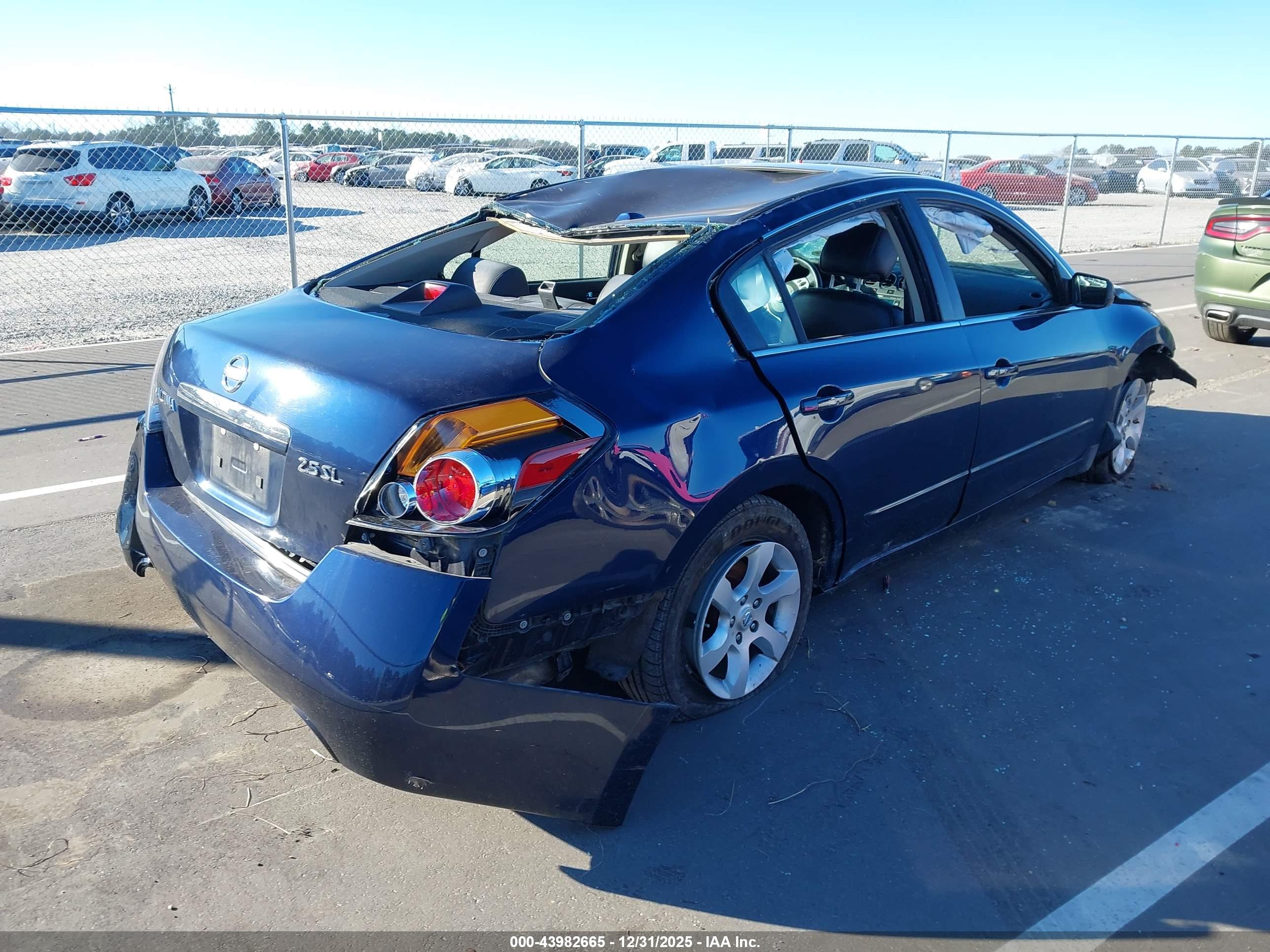 NISSAN ALTIMA image 4