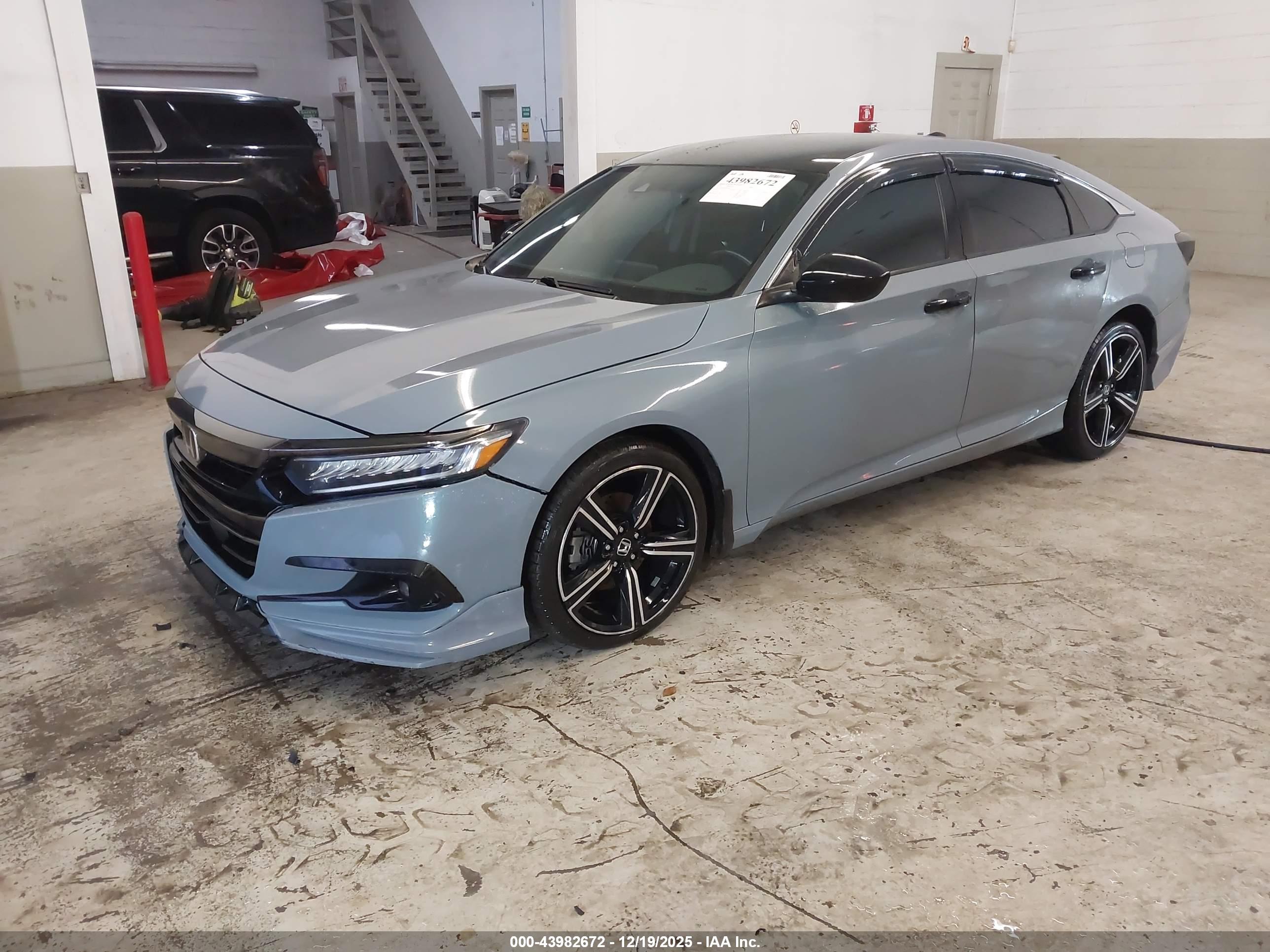HONDA ACCORD image 2